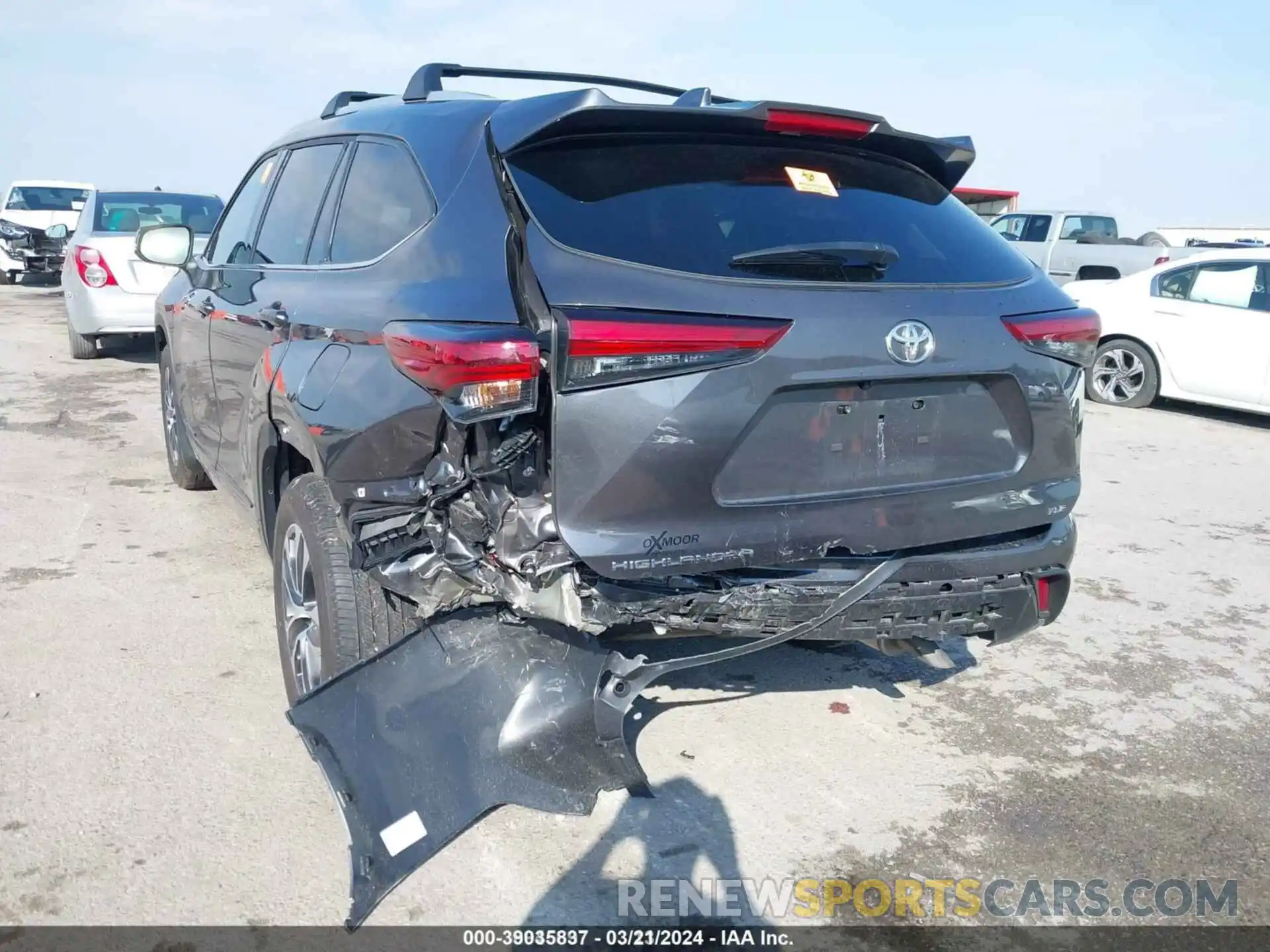 6 Photograph of a damaged car 5TDHZRAH0NS097576 TOYOTA HIGHLANDER 2022