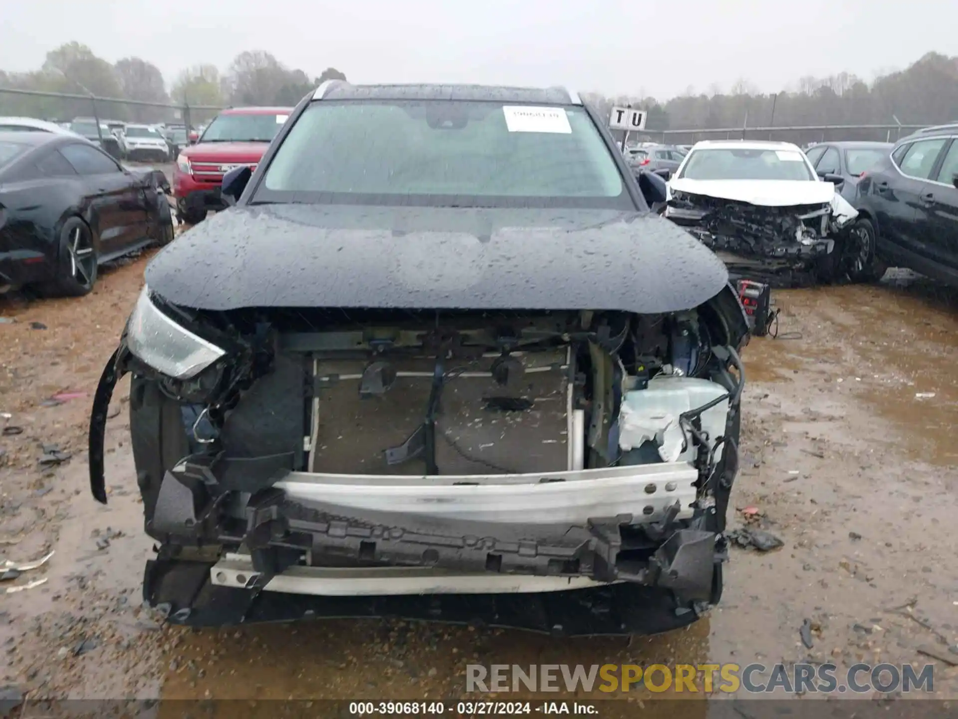 13 Photograph of a damaged car 5TDHZRAH5NS103646 TOYOTA HIGHLANDER 2022