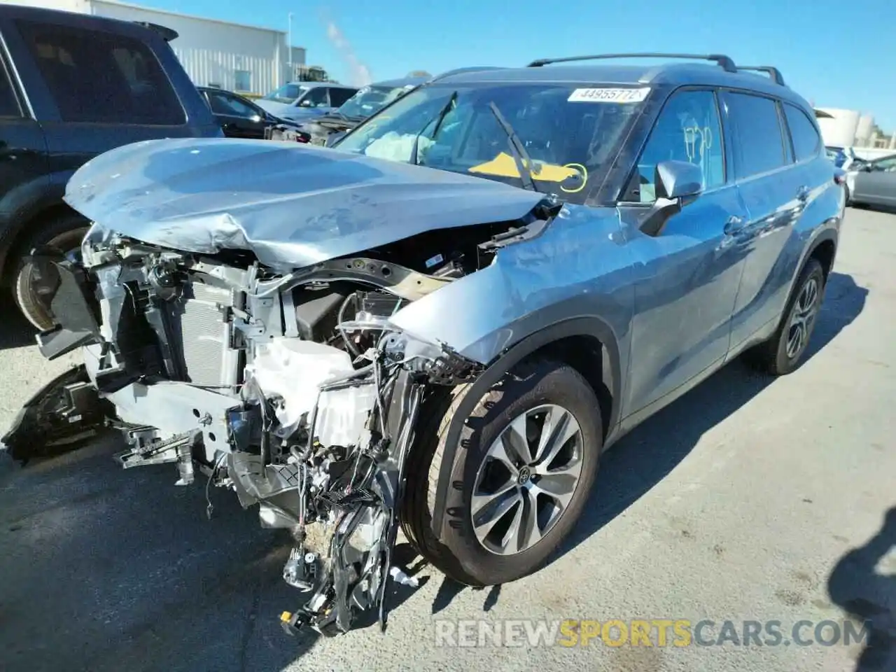 2 Photograph of a damaged car 5TDHZRAH6NS091359 TOYOTA HIGHLANDER 2022