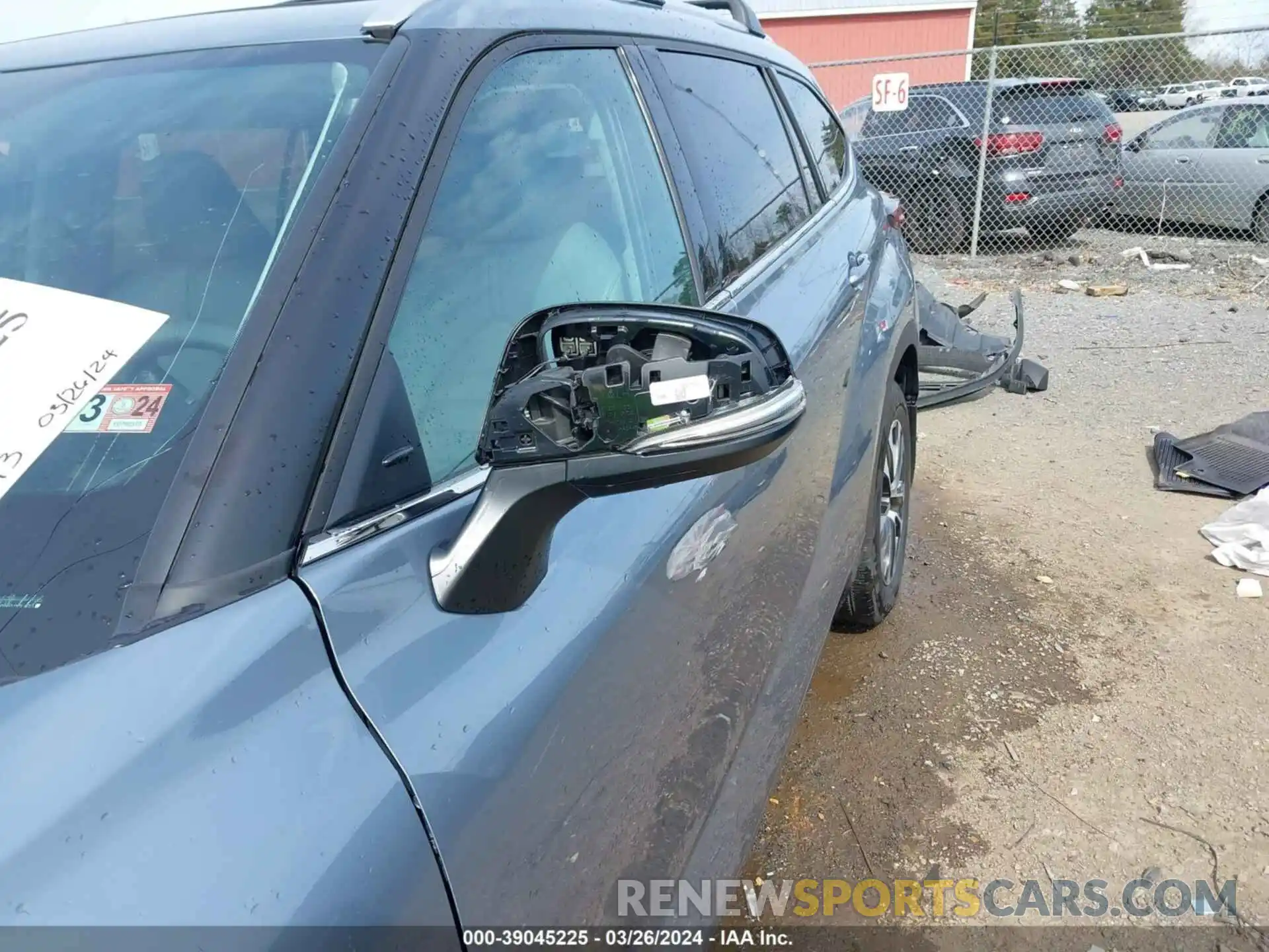 19 Photograph of a damaged car 5TDHZRBH1NS202222 TOYOTA HIGHLANDER 2022