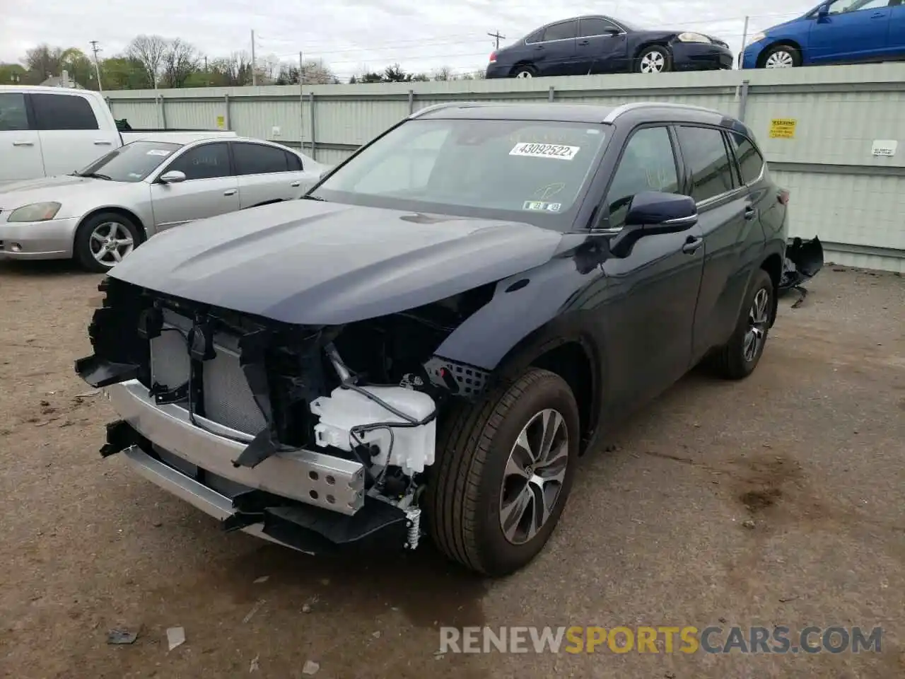 2 Photograph of a damaged car 5TDHZRBH7NS572042 TOYOTA HIGHLANDER 2022