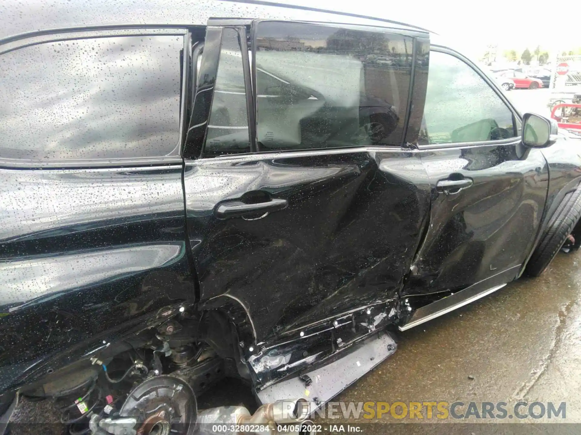 6 Photograph of a damaged car 5TDJZRBH0NS168694 TOYOTA HIGHLANDER 2022