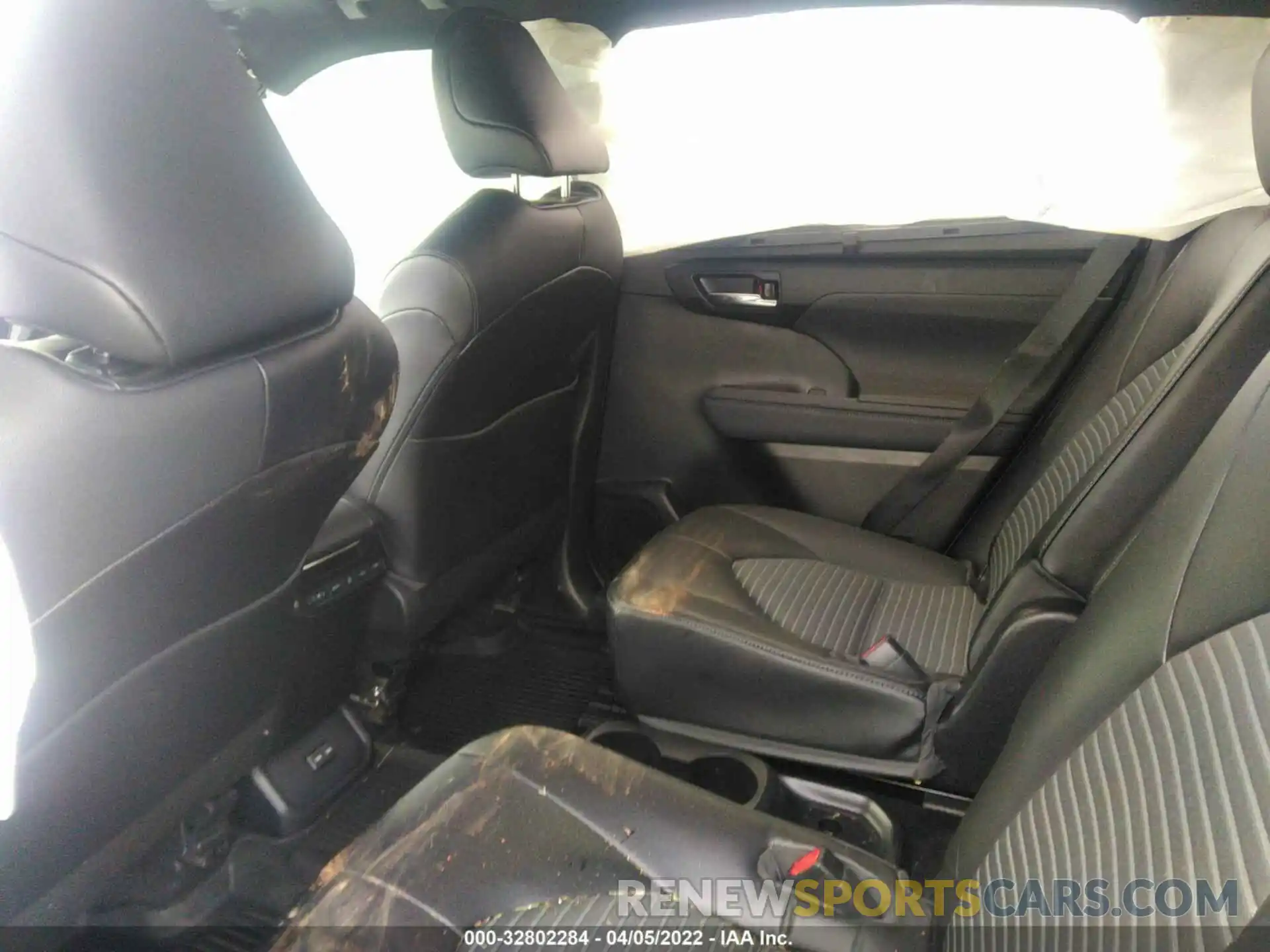 8 Фотография поврежденного автомобиля 5TDJZRBH0NS168694 TOYOTA HIGHLANDER 2022