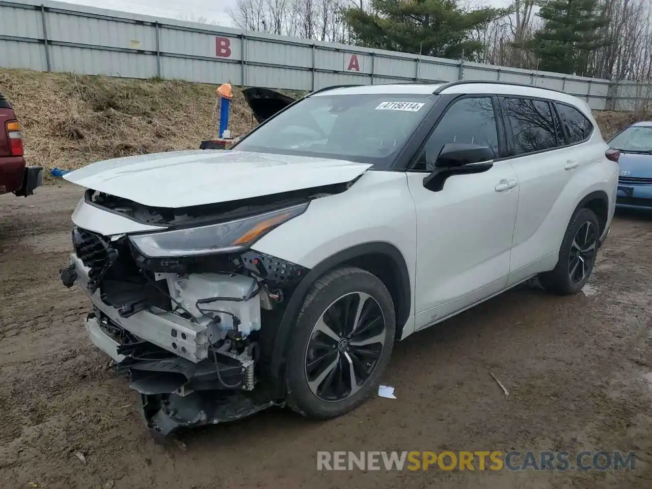 1 Photograph of a damaged car 5TDJZRBH3NS164560 TOYOTA HIGHLANDER 2022