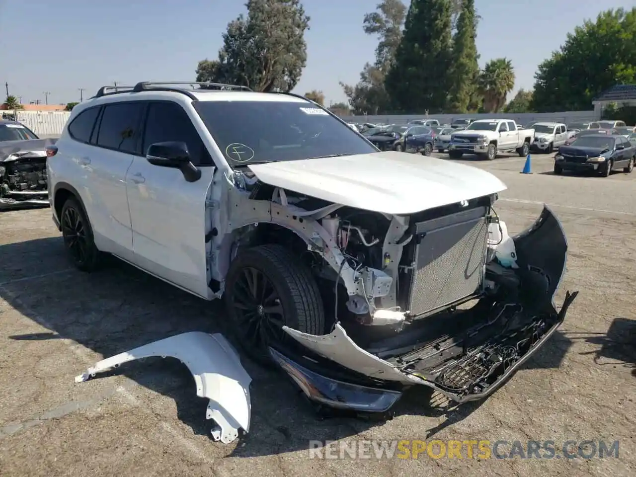 1 Photograph of a damaged car 5TDJZRBH4NS209117 TOYOTA HIGHLANDER 2022