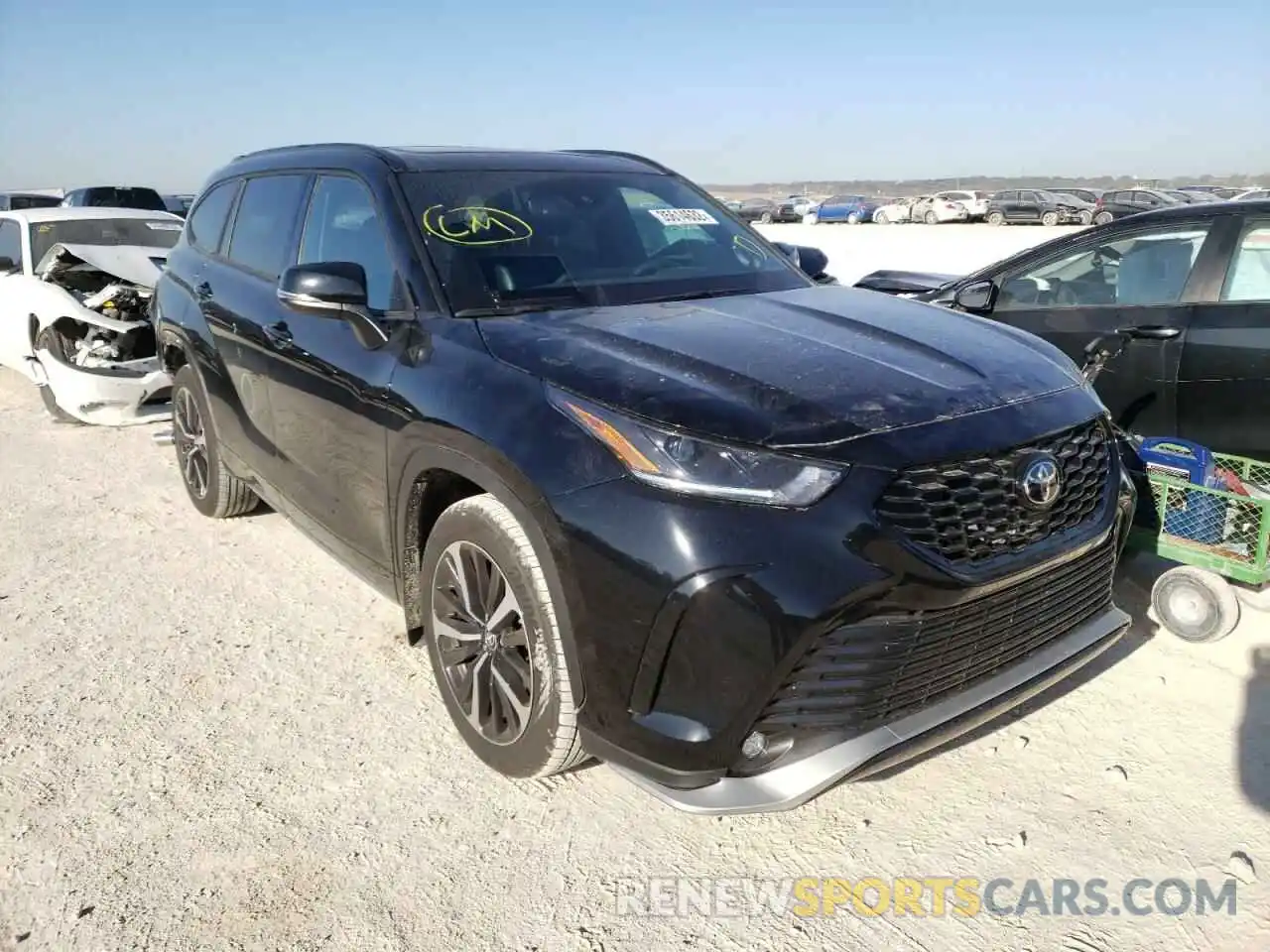 1 Photograph of a damaged car 5TDJZRBHXNS161199 TOYOTA HIGHLANDER 2022