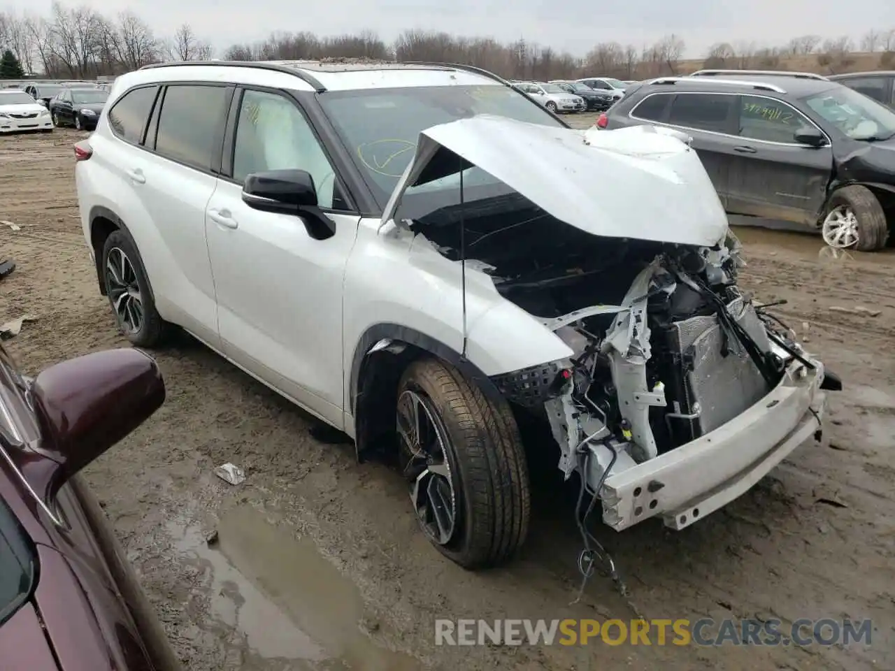 1 Photograph of a damaged car 5TDJZRBHXNS172381 TOYOTA HIGHLANDER 2022