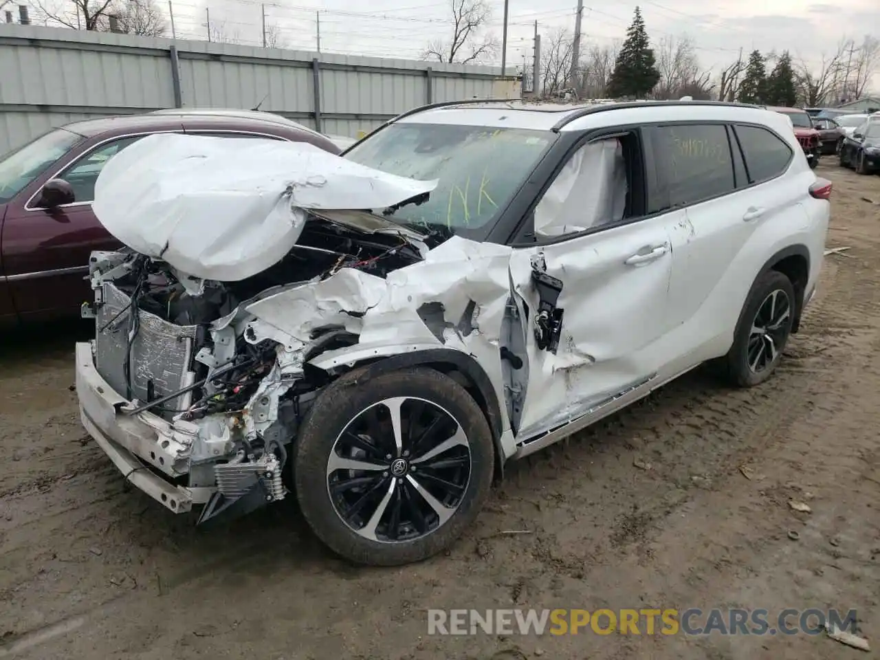 2 Photograph of a damaged car 5TDJZRBHXNS172381 TOYOTA HIGHLANDER 2022