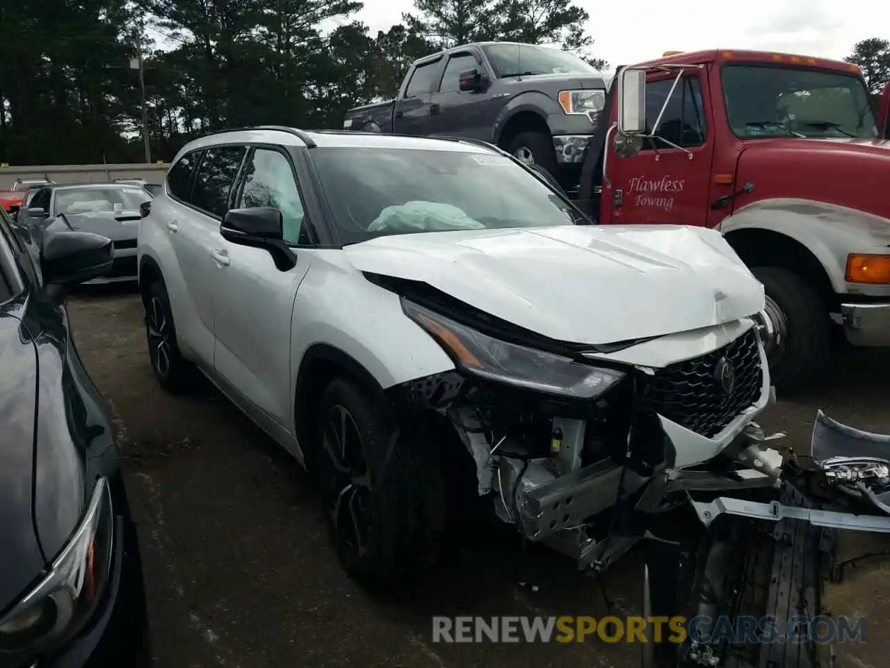 1 Photograph of a damaged car 5TDLZRAH1NS090291 TOYOTA HIGHLANDER 2022