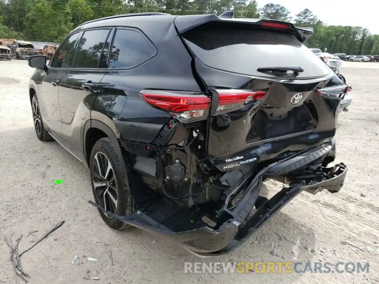 3 Photograph of a damaged car 5TDLZRAH2NS107065 TOYOTA HIGHLANDER 2022