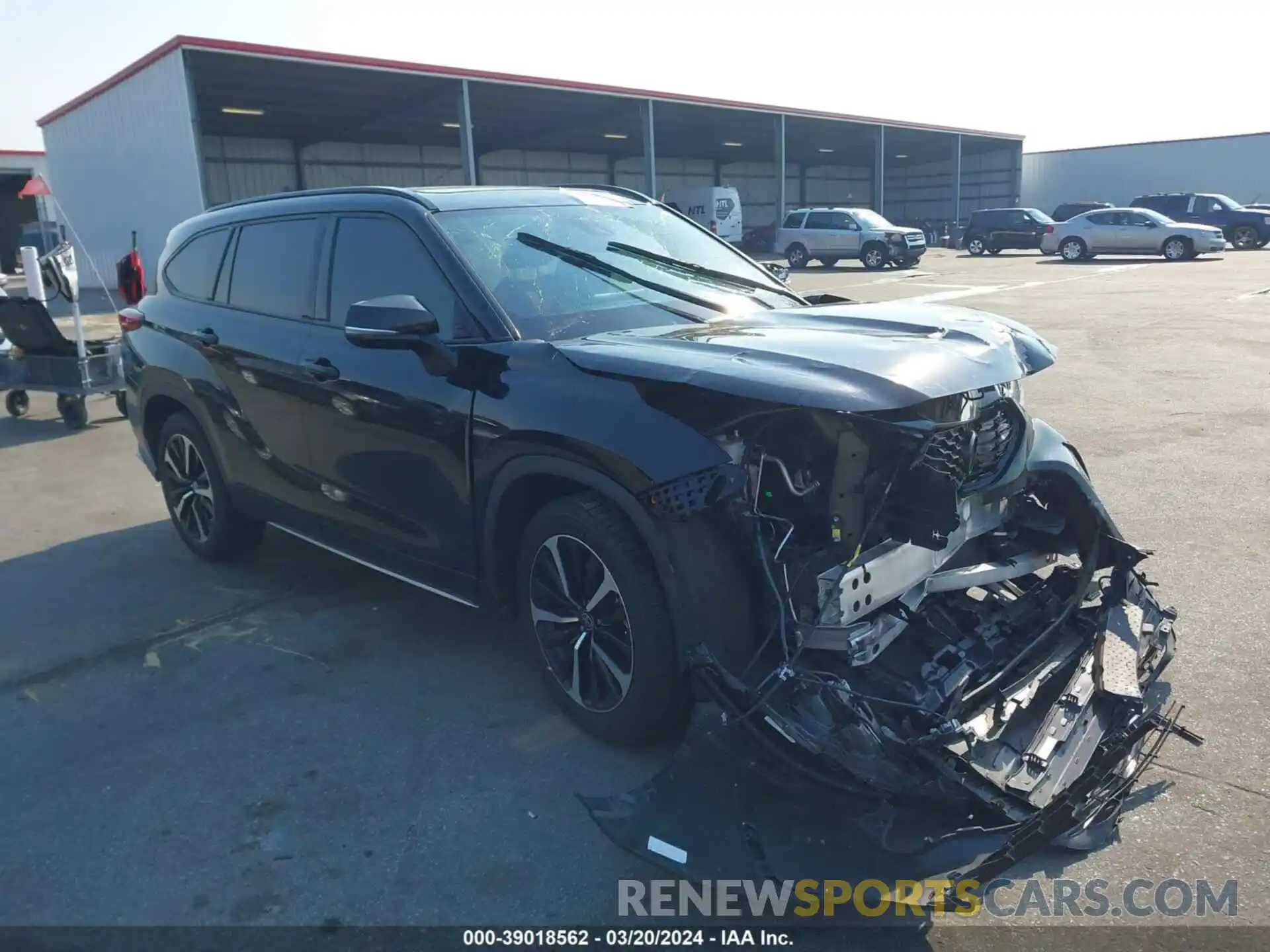 1 Photograph of a damaged car 5TDLZRAH5NS107786 TOYOTA HIGHLANDER 2022