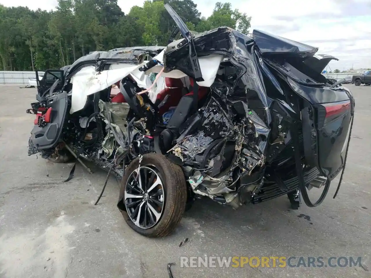 3 Photograph of a damaged car 5TDLZRBH3NS189905 TOYOTA HIGHLANDER 2022