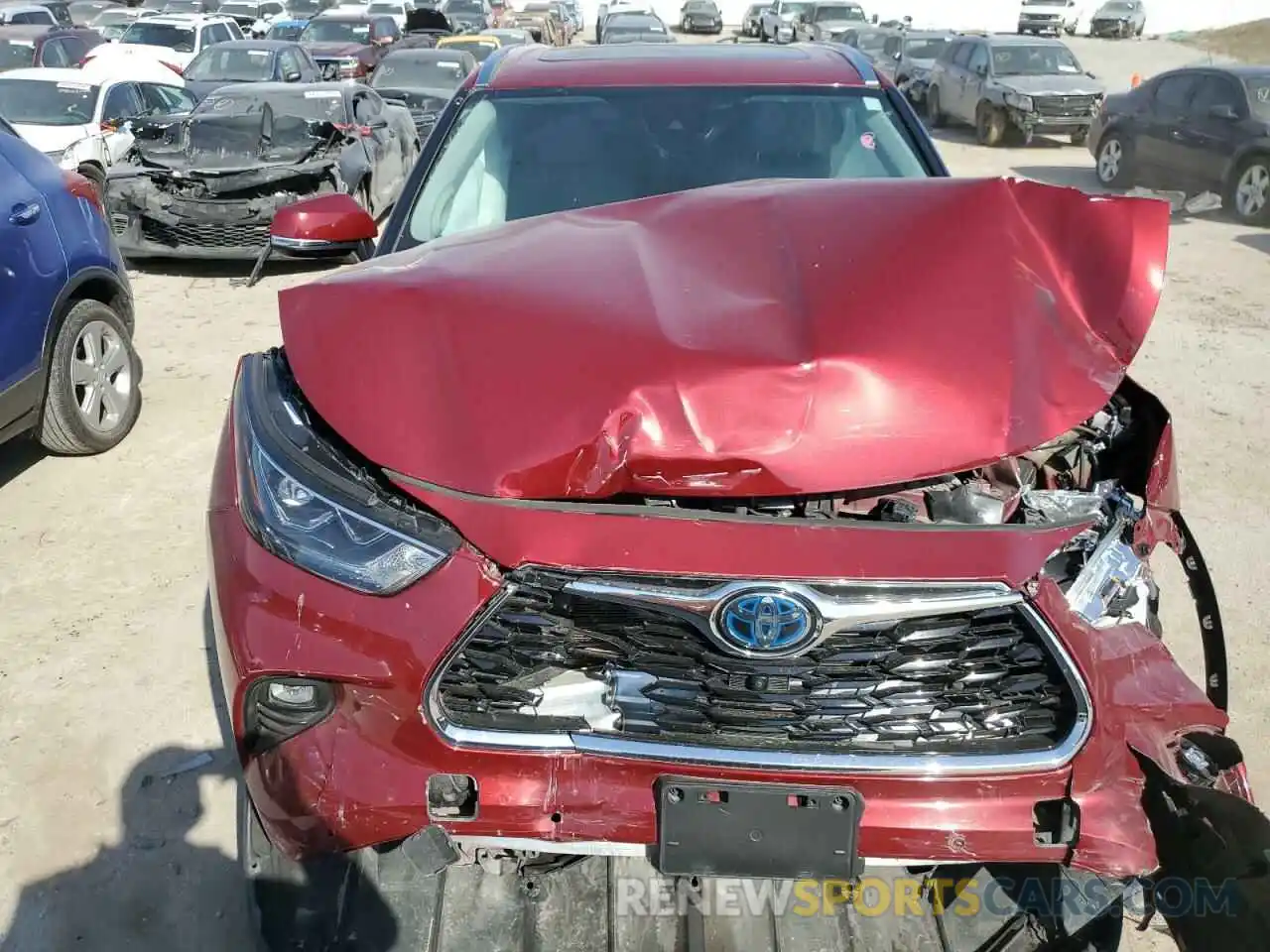 5 Photograph of a damaged car 5TDXBRCH5NS541788 TOYOTA HIGHLANDER 2022