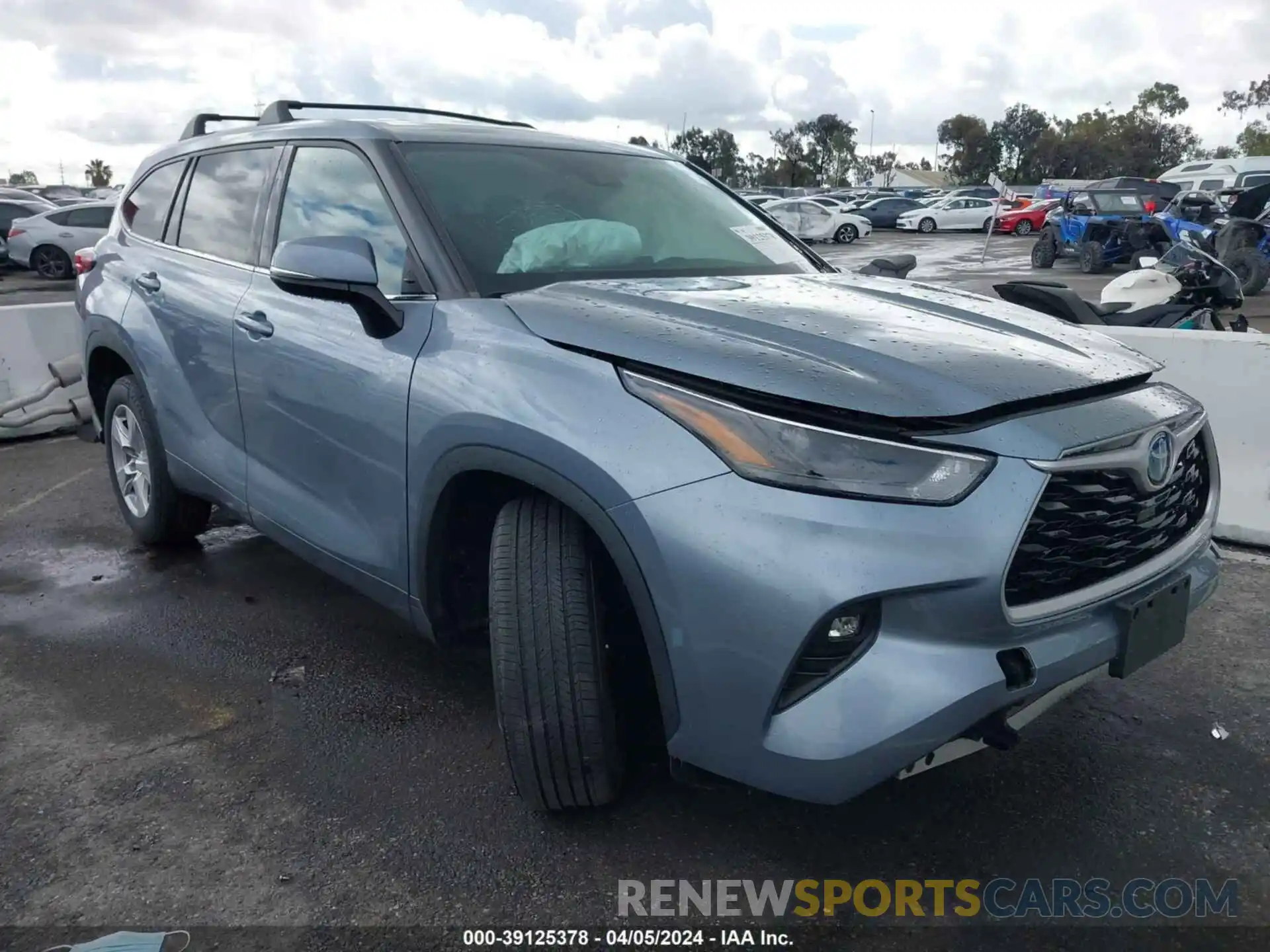 1 Photograph of a damaged car 5TDZARAHXNS014988 TOYOTA HIGHLANDER 2022