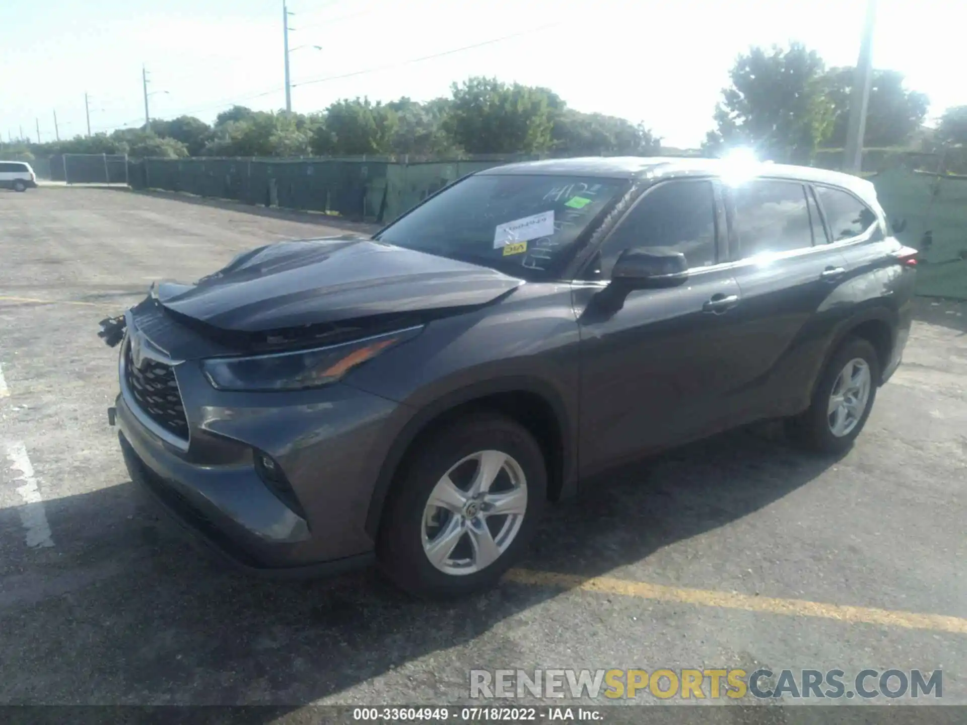 2 Photograph of a damaged car 5TDZZRAH0NS091412 TOYOTA HIGHLANDER 2022