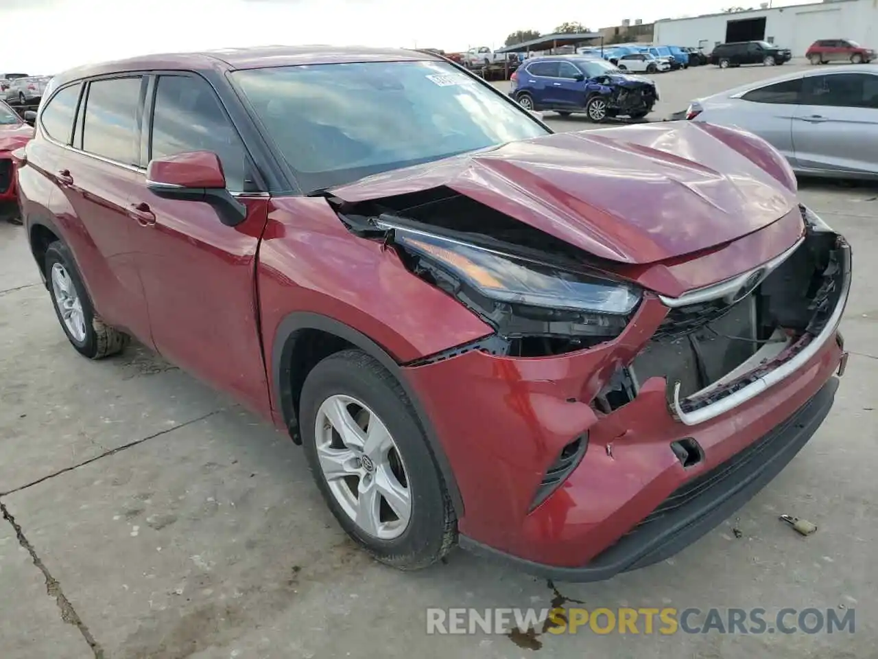 4 Photograph of a damaged car 5TDZZRAH0NS128071 TOYOTA HIGHLANDER 2022