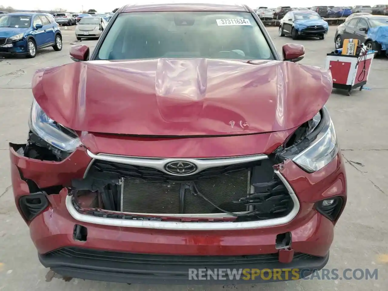 5 Photograph of a damaged car 5TDZZRAH0NS128071 TOYOTA HIGHLANDER 2022