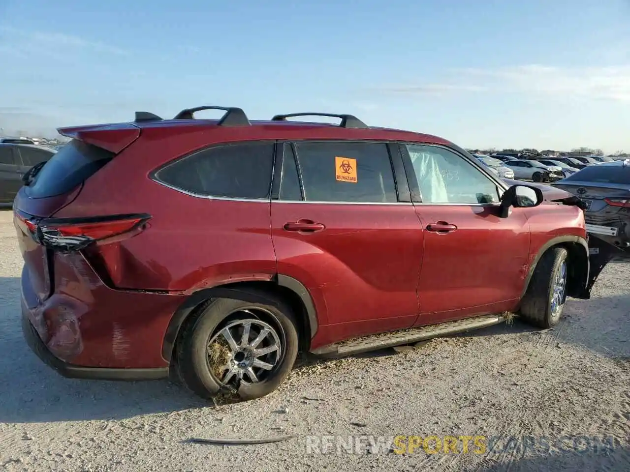 3 Photograph of a damaged car 5TDZZRAH1NS542153 TOYOTA HIGHLANDER 2022