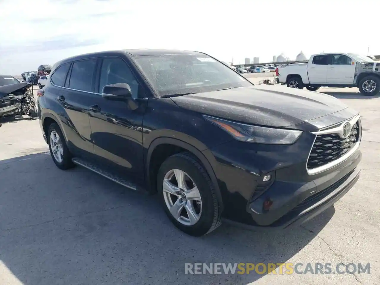 4 Photograph of a damaged car 5TDZZRAH1NS542265 TOYOTA HIGHLANDER 2022