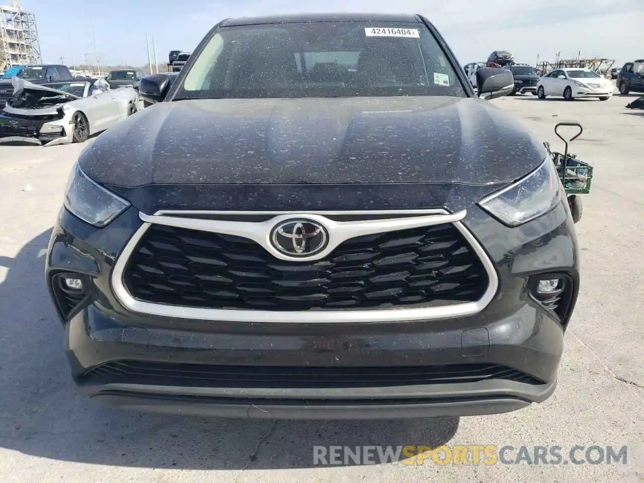 5 Photograph of a damaged car 5TDZZRAH1NS542265 TOYOTA HIGHLANDER 2022