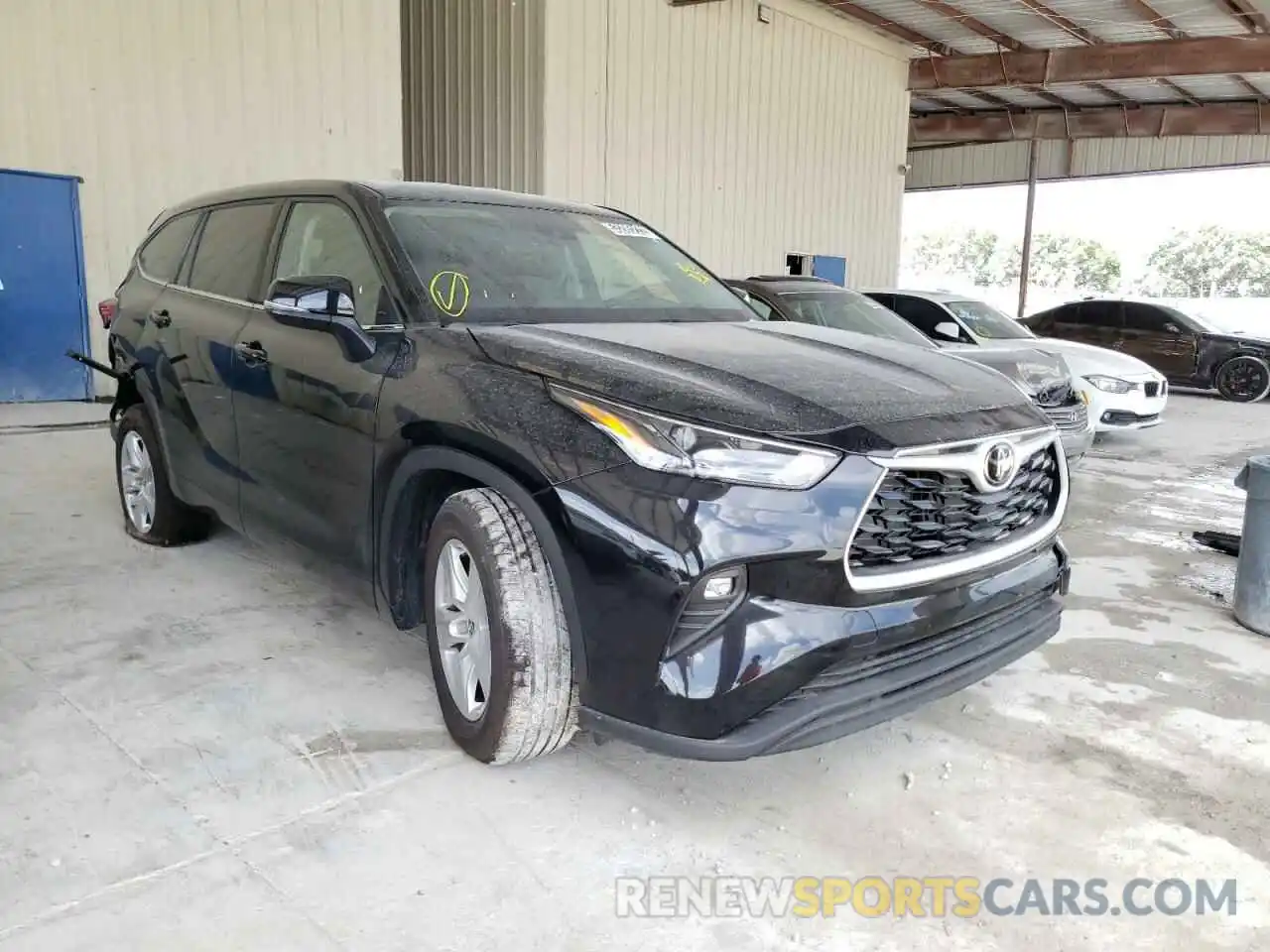 1 Photograph of a damaged car 5TDZZRAH2NS542632 TOYOTA HIGHLANDER 2022