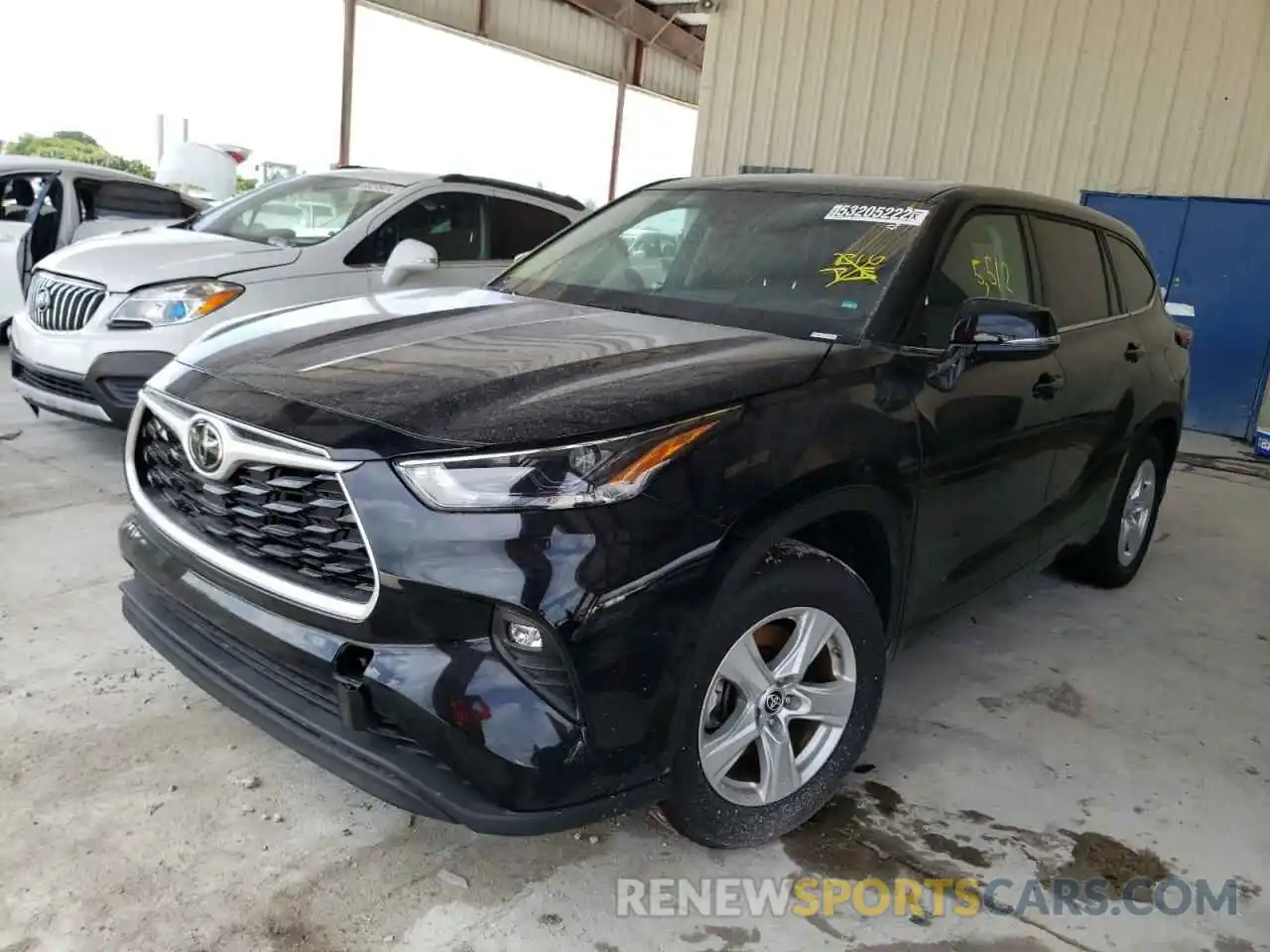 2 Photograph of a damaged car 5TDZZRAH2NS542632 TOYOTA HIGHLANDER 2022