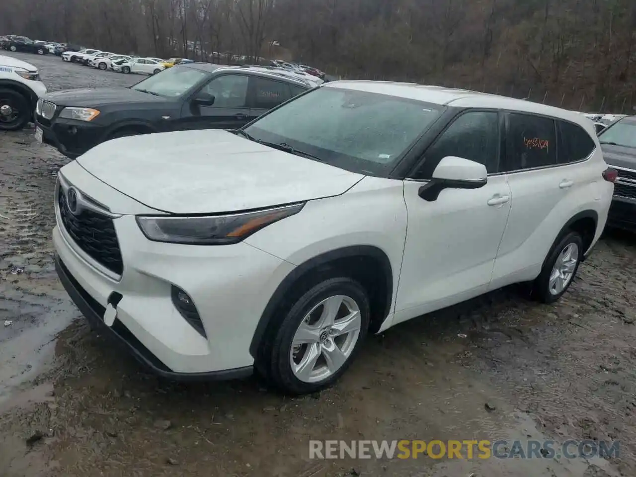 1 Photograph of a damaged car 5TDZZRAH4NS558363 TOYOTA HIGHLANDER 2022