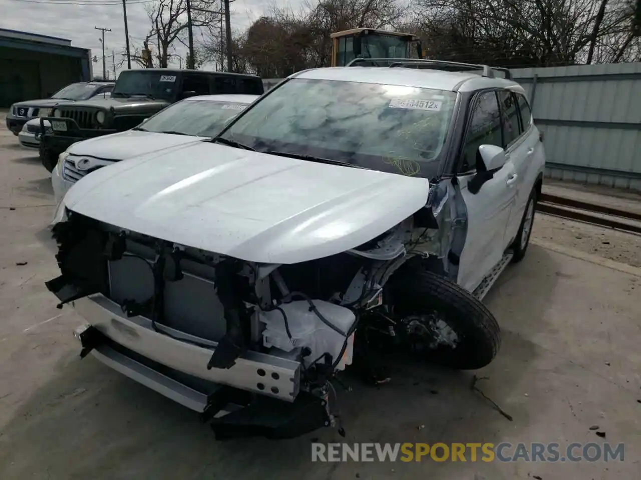 2 Photograph of a damaged car 5TDZZRAH6NS543721 TOYOTA HIGHLANDER 2022