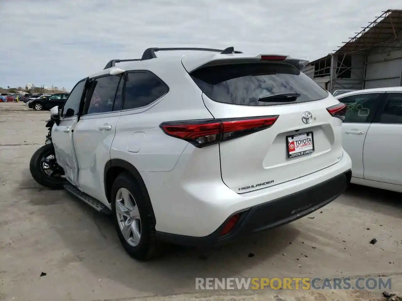 3 Photograph of a damaged car 5TDZZRAH6NS543721 TOYOTA HIGHLANDER 2022