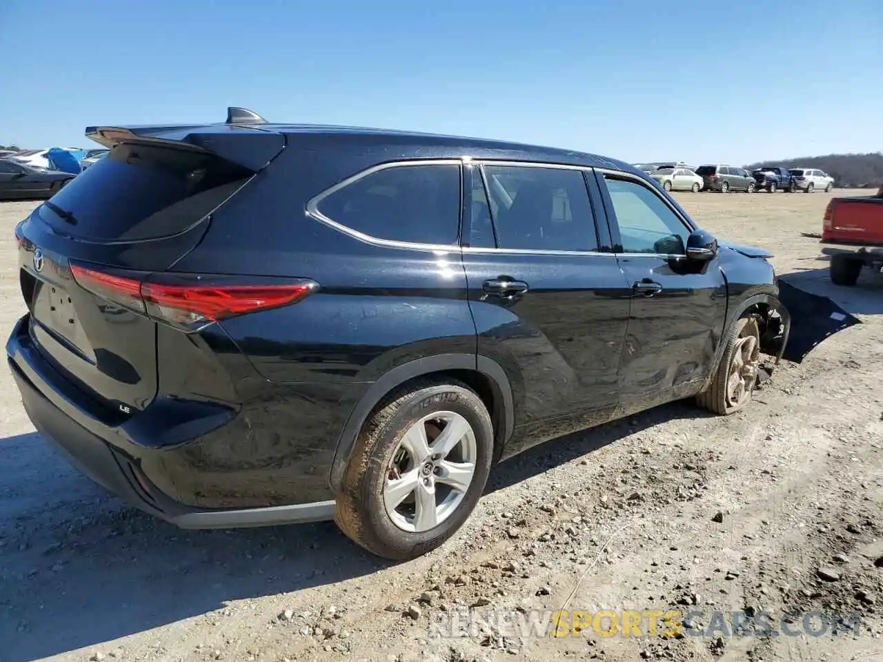 3 Photograph of a damaged car 5TDZZRAH8NS131476 TOYOTA HIGHLANDER 2022