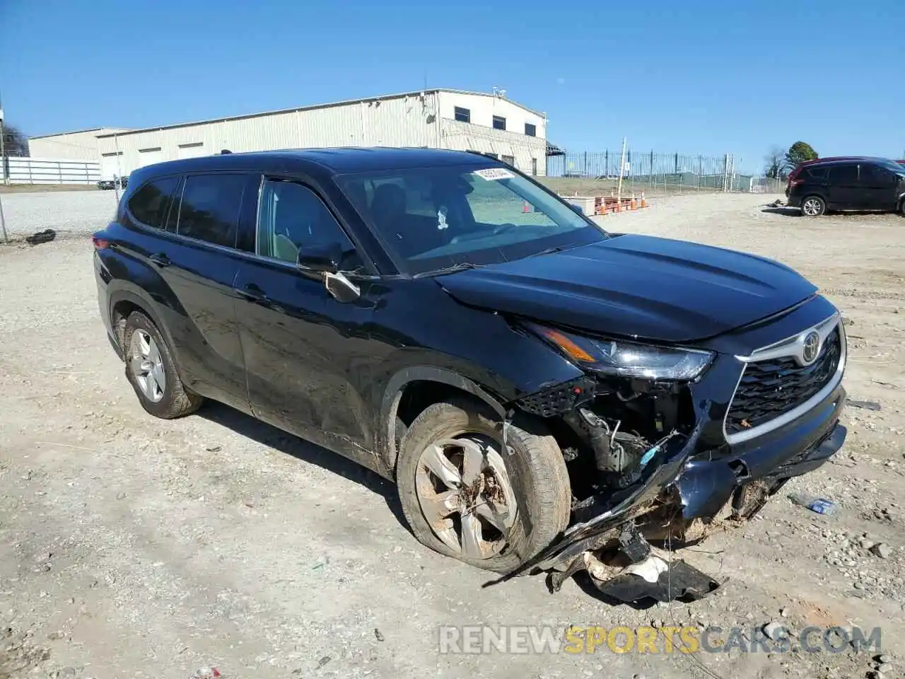 4 Photograph of a damaged car 5TDZZRAH8NS131476 TOYOTA HIGHLANDER 2022