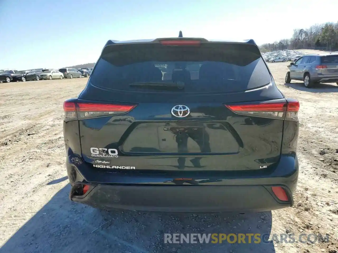 6 Photograph of a damaged car 5TDZZRAH8NS131476 TOYOTA HIGHLANDER 2022