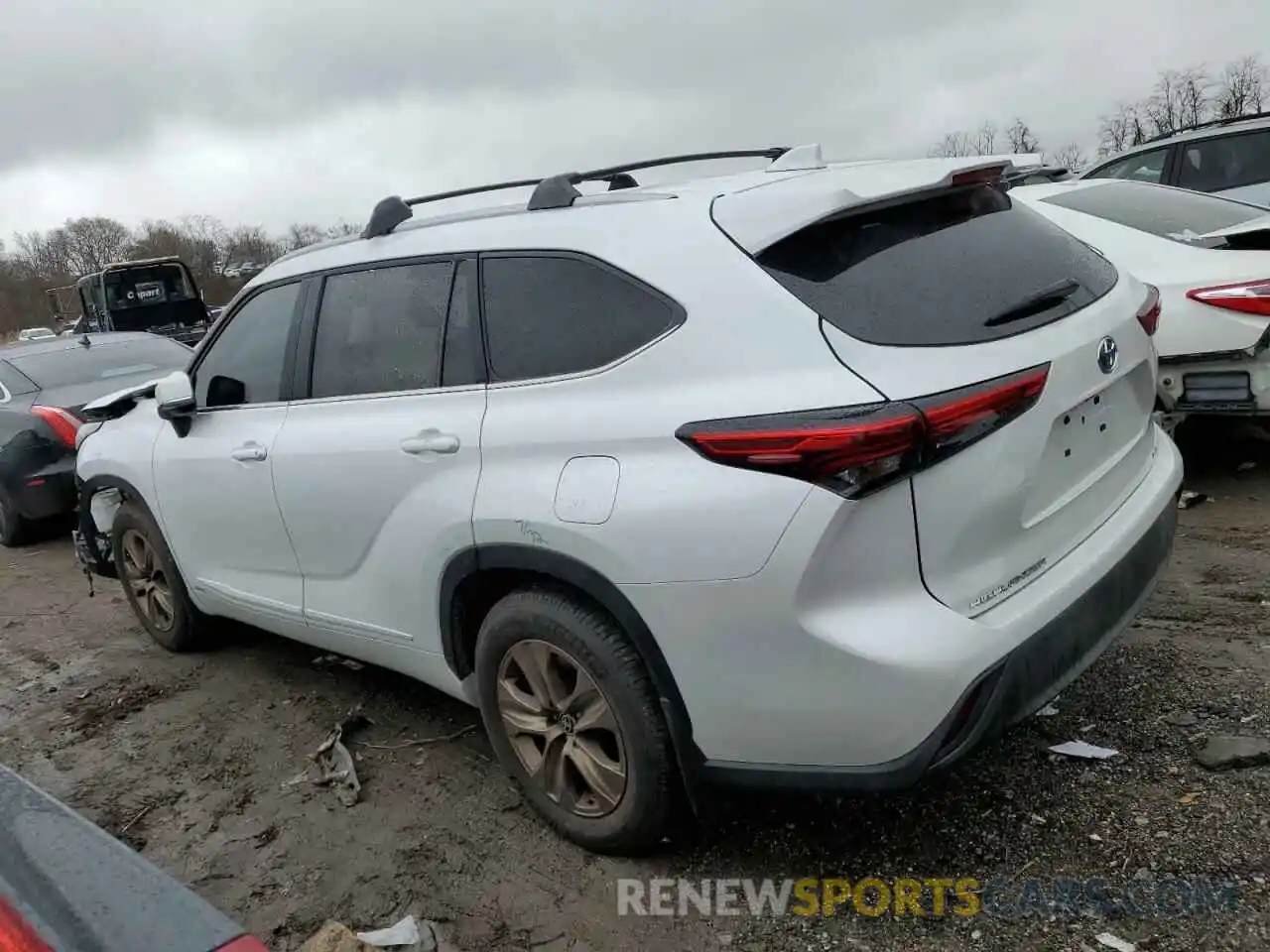 2 Photograph of a damaged car 5TDABRCH9PS585883 TOYOTA HIGHLANDER 2023