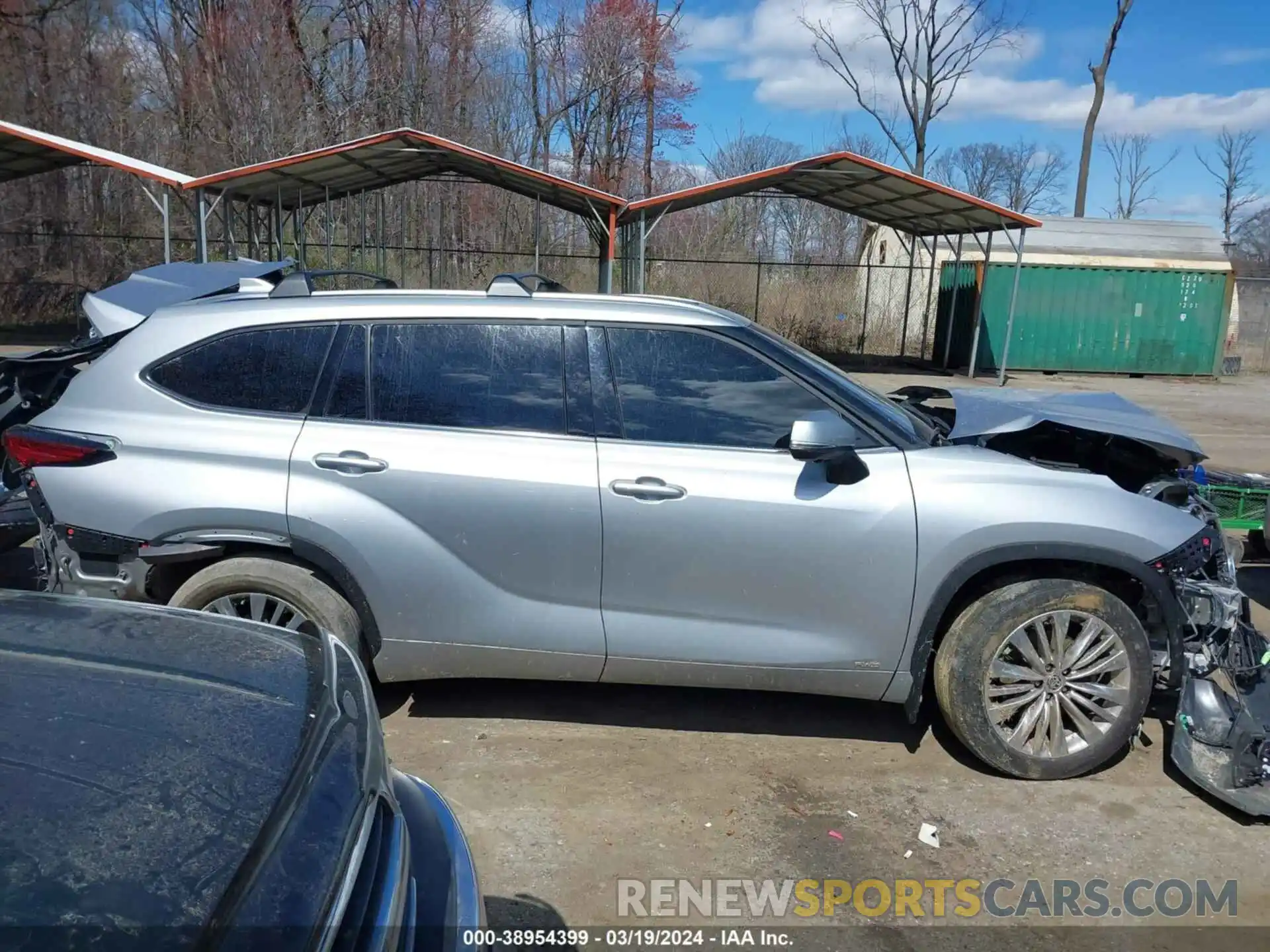 14 Photograph of a damaged car 5TDEBRCH7PS112114 TOYOTA HIGHLANDER 2023