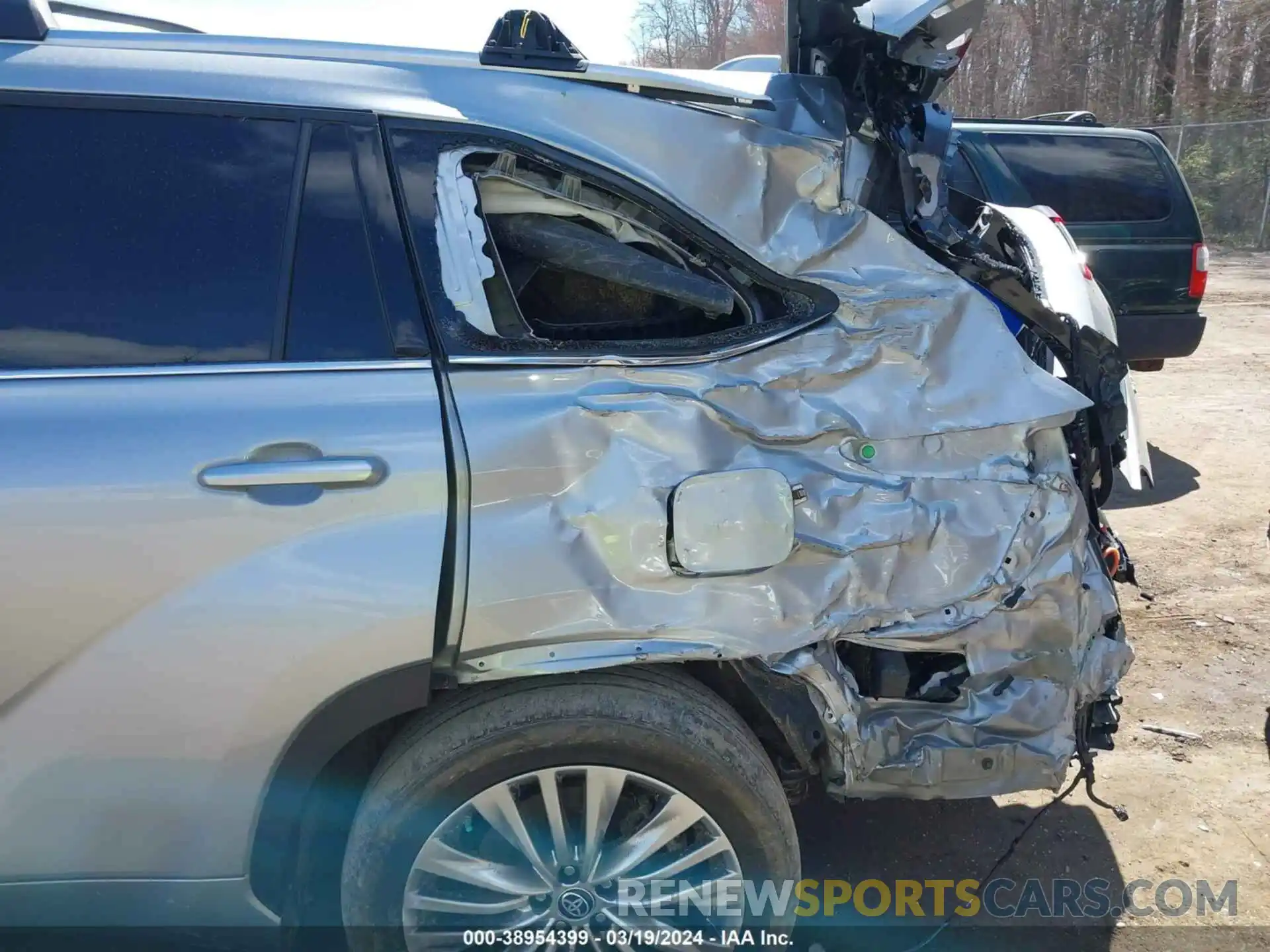 22 Photograph of a damaged car 5TDEBRCH7PS112114 TOYOTA HIGHLANDER 2023