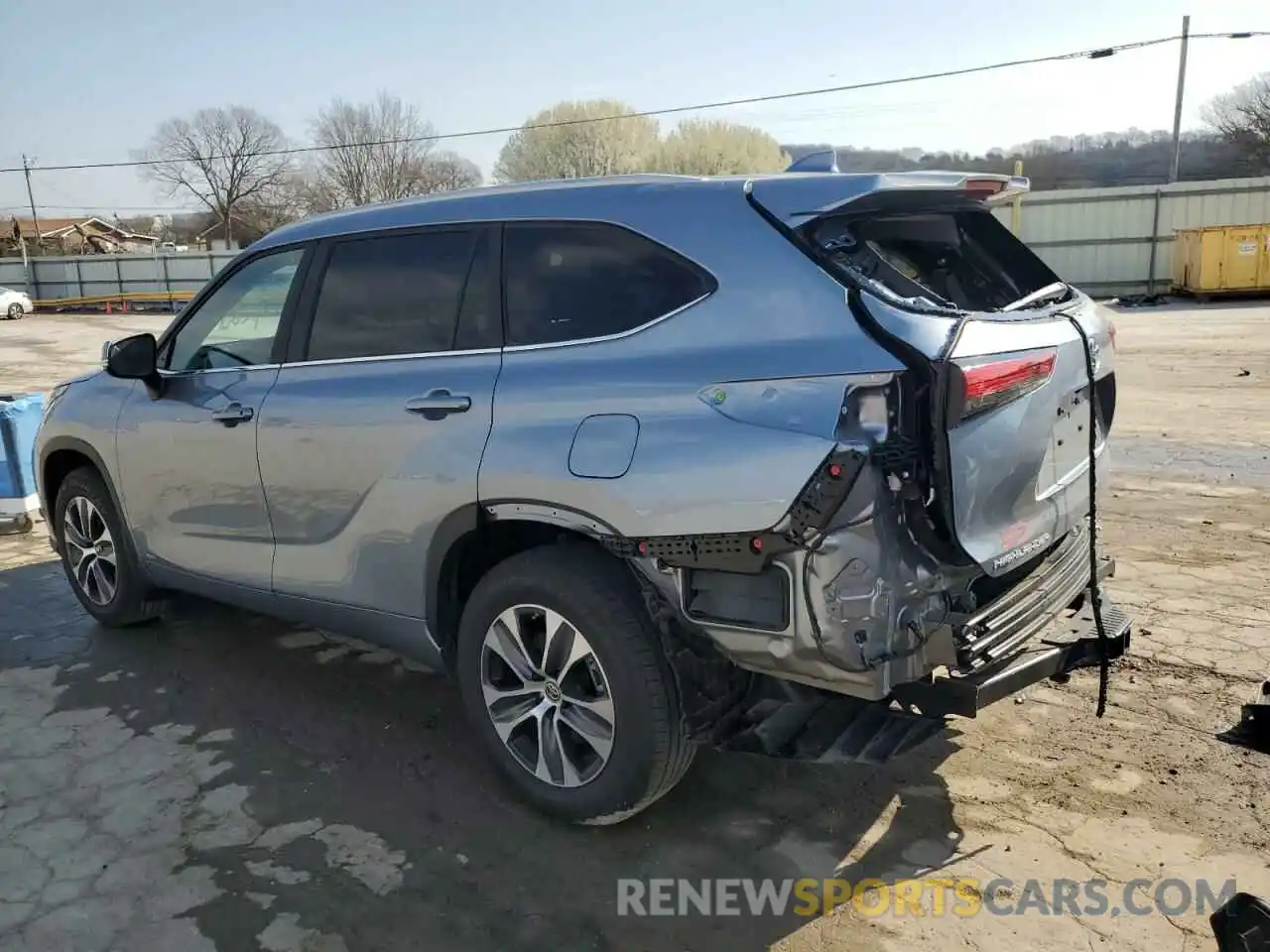 2 Photograph of a damaged car 5TDKBRCH4PS574813 TOYOTA HIGHLANDER 2023