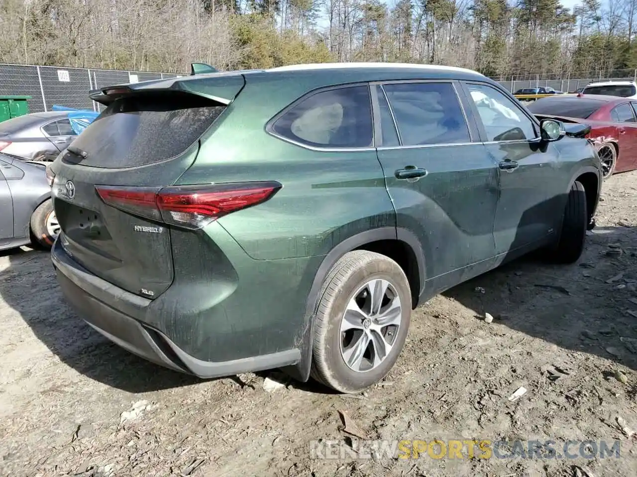 3 Photograph of a damaged car 5TDKBRCH5PS570298 TOYOTA HIGHLANDER 2023