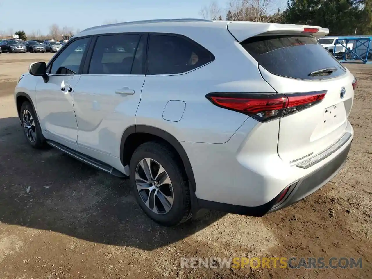 2 Photograph of a damaged car 5TDKBRCH7PS582825 TOYOTA HIGHLANDER 2023