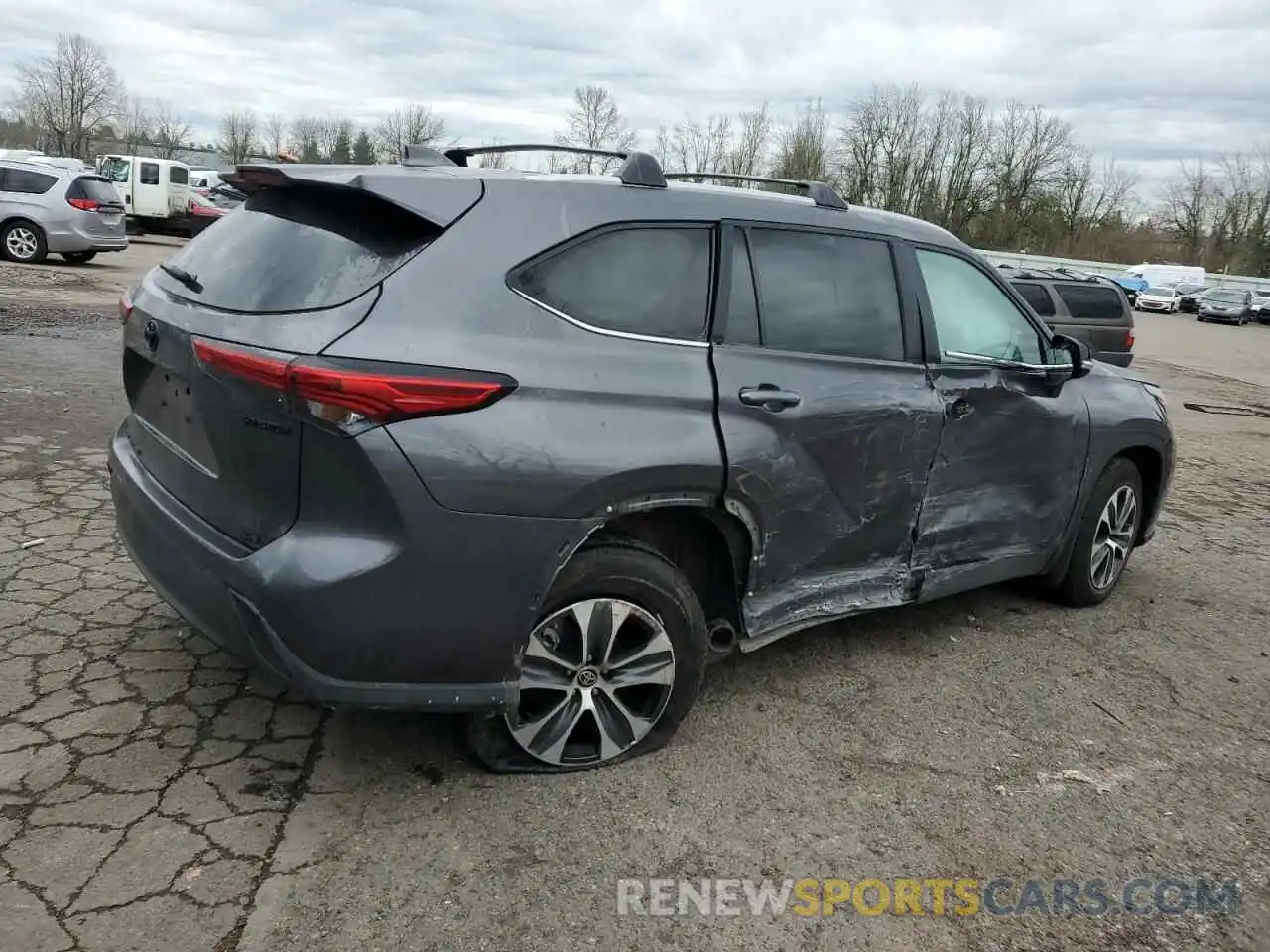 3 Photograph of a damaged car 5TDKBRCH9PS567789 TOYOTA HIGHLANDER 2023