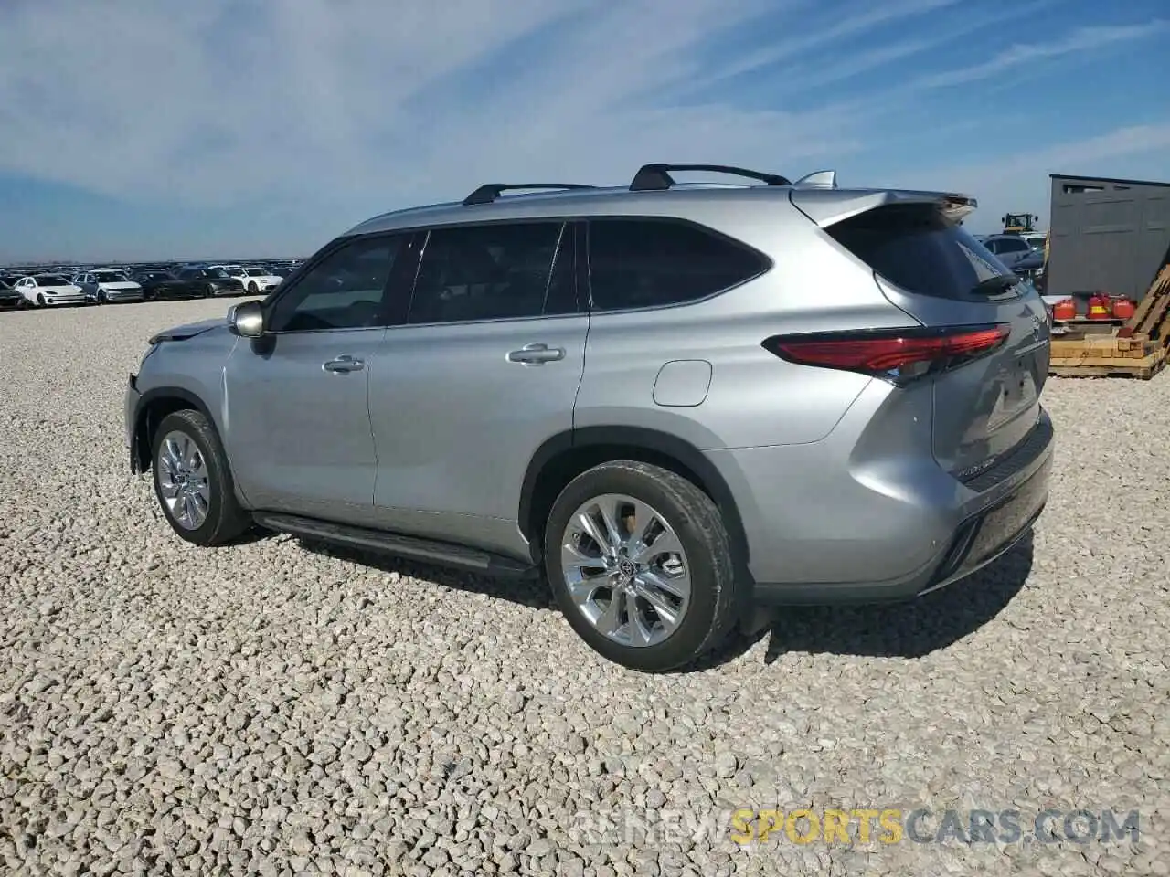 2 Photograph of a damaged car 5TDKDRAH3PS044393 TOYOTA HIGHLANDER 2023