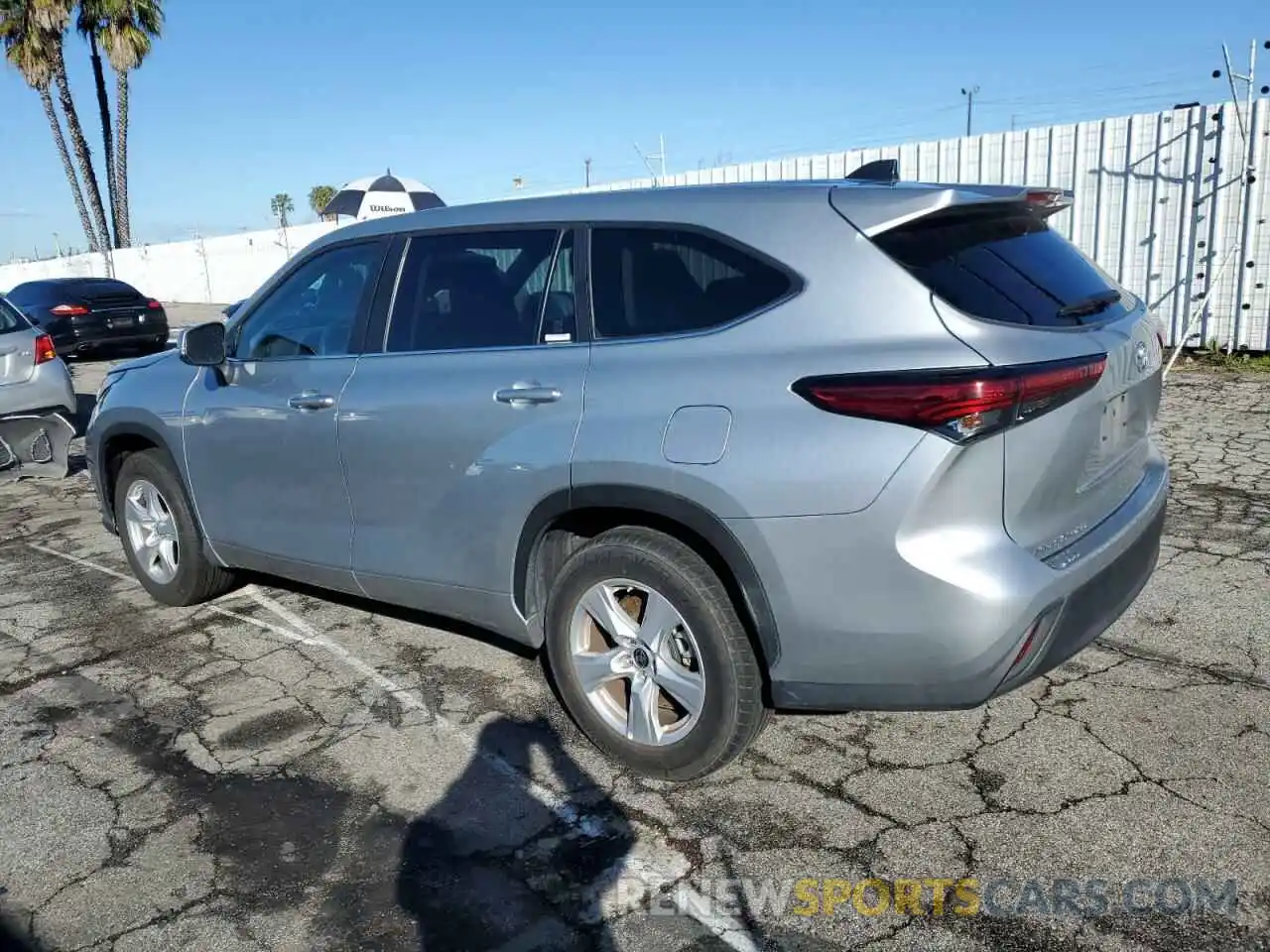 2 Photograph of a damaged car 5TDKDRAH5PS502046 TOYOTA HIGHLANDER 2023