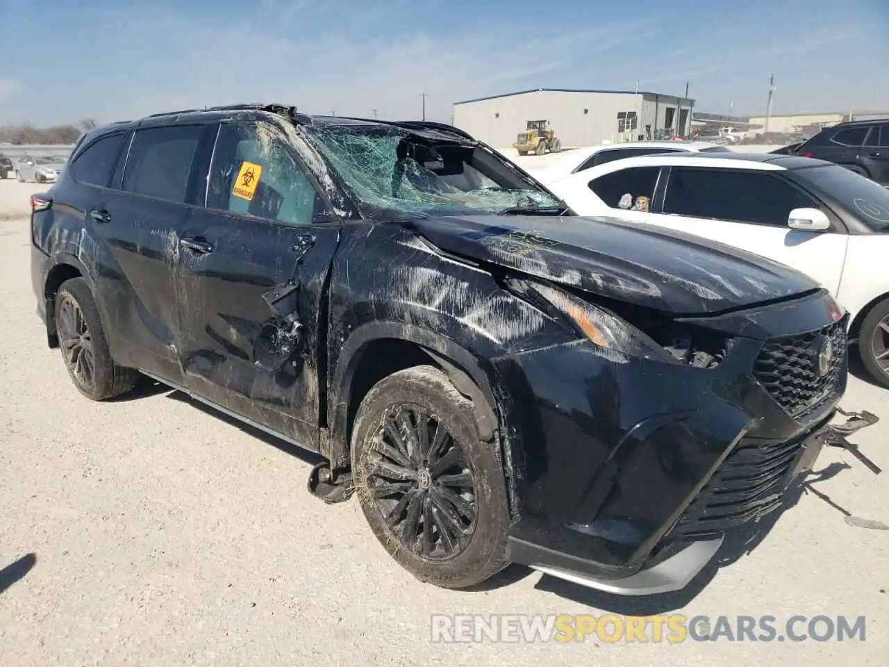 4 Photograph of a damaged car 5TDKDRAH6PS028592 TOYOTA HIGHLANDER 2023