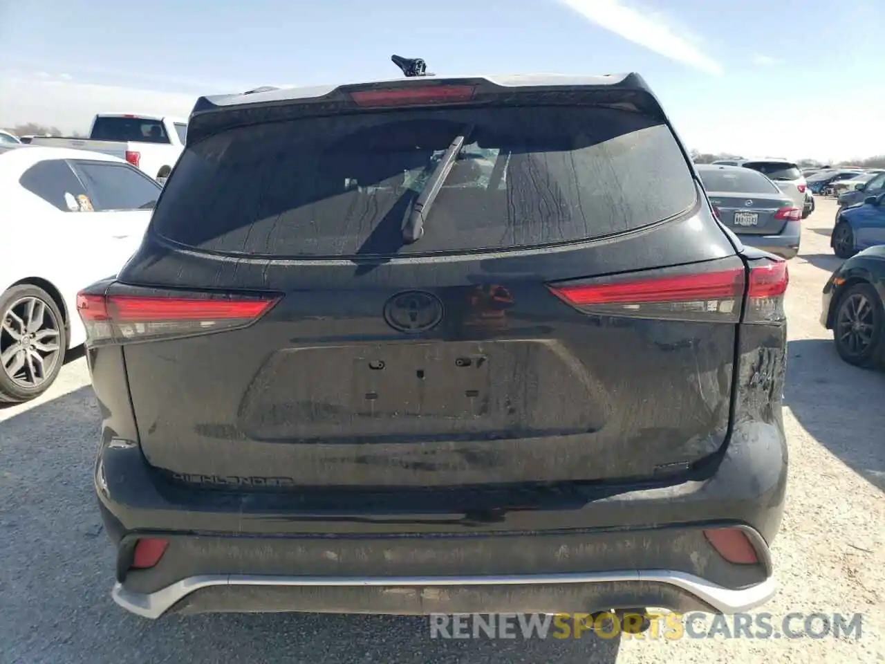 6 Photograph of a damaged car 5TDKDRAH6PS028592 TOYOTA HIGHLANDER 2023