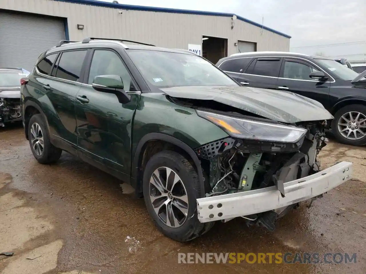 4 Photograph of a damaged car 5TDKDRBH0PS501918 TOYOTA HIGHLANDER 2023