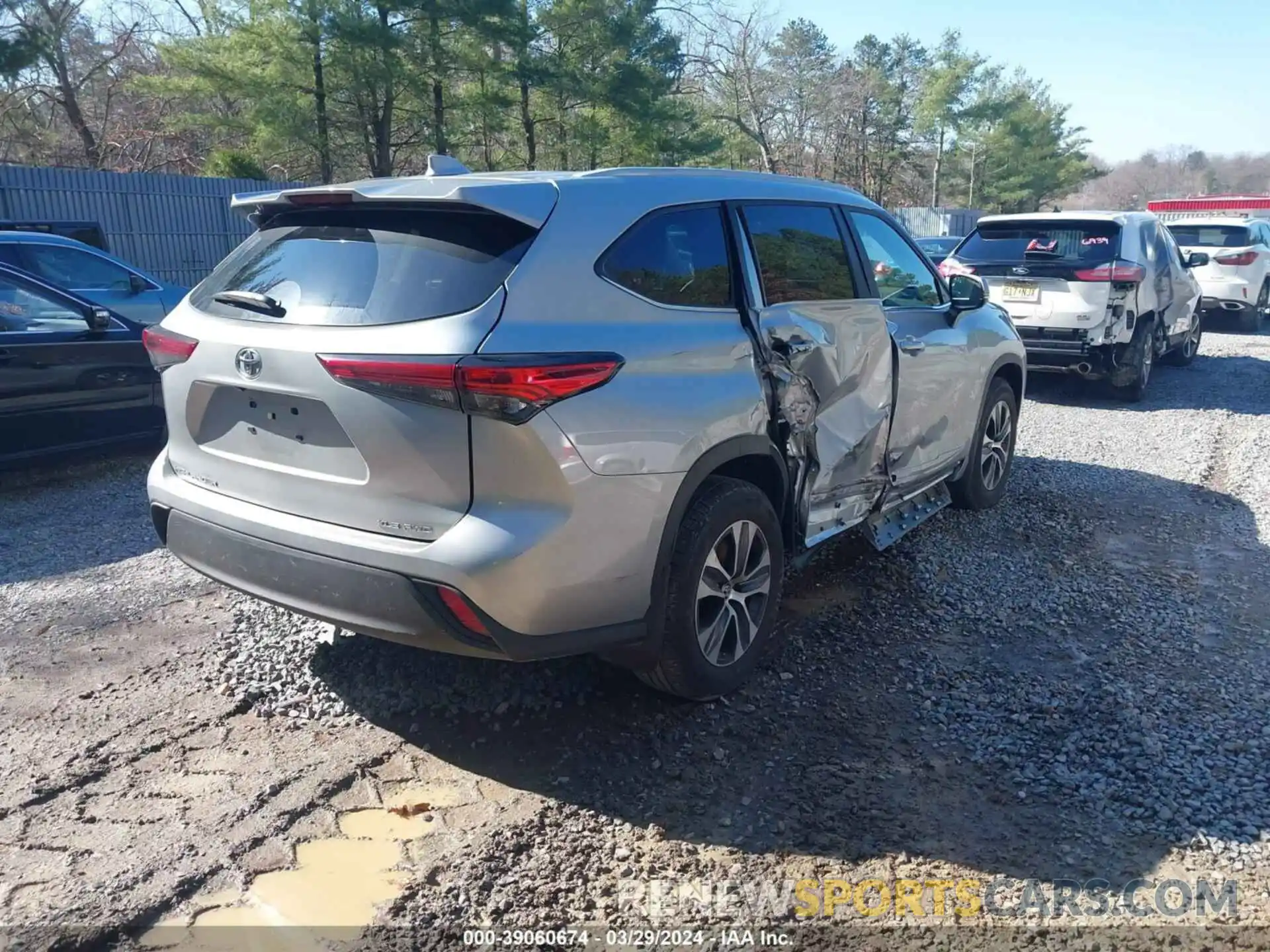 4 Photograph of a damaged car 5TDKDRBH3PS019735 TOYOTA HIGHLANDER 2023