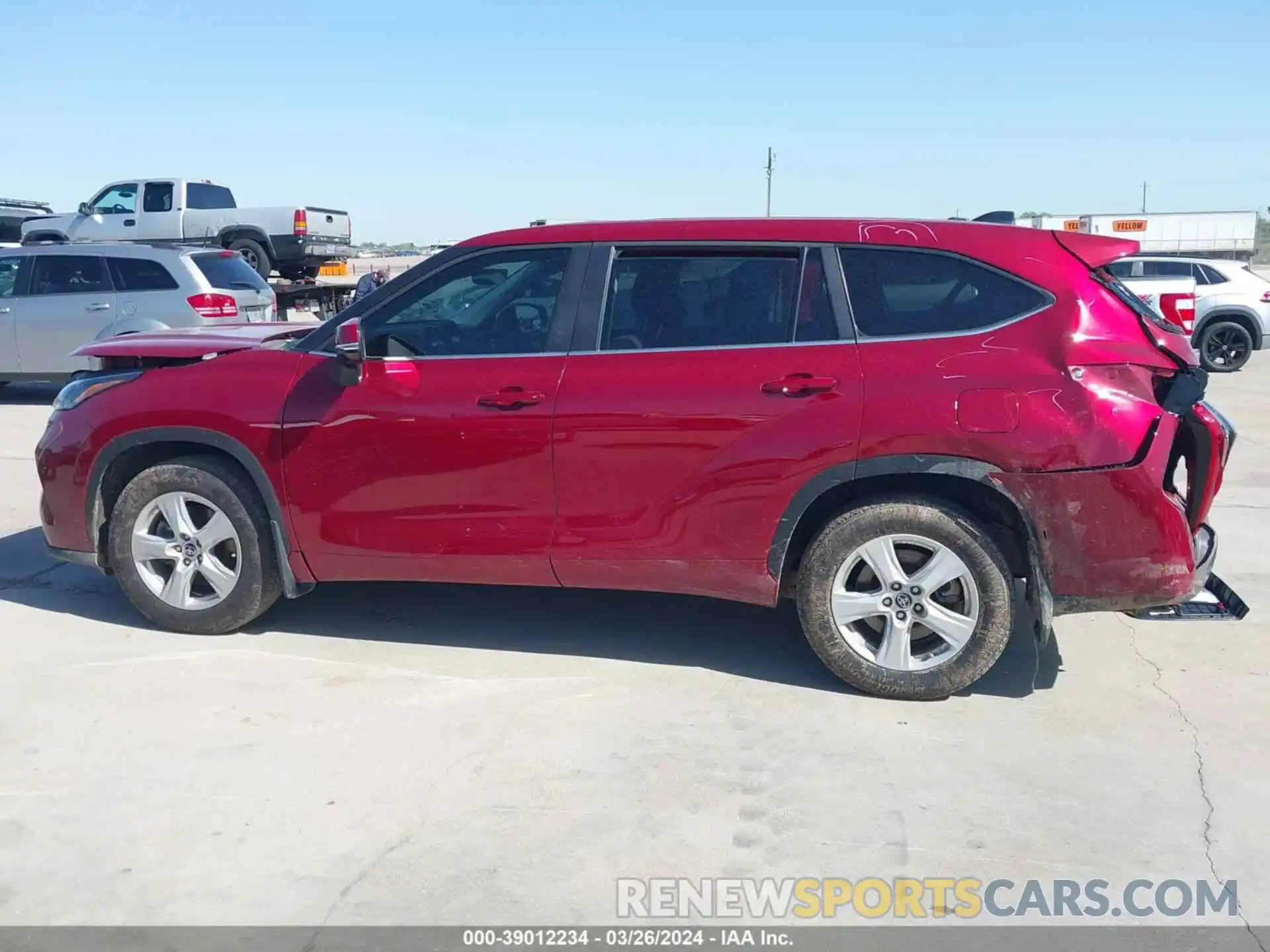 15 Photograph of a damaged car 5TDZARAH6PS519221 TOYOTA HIGHLANDER 2023