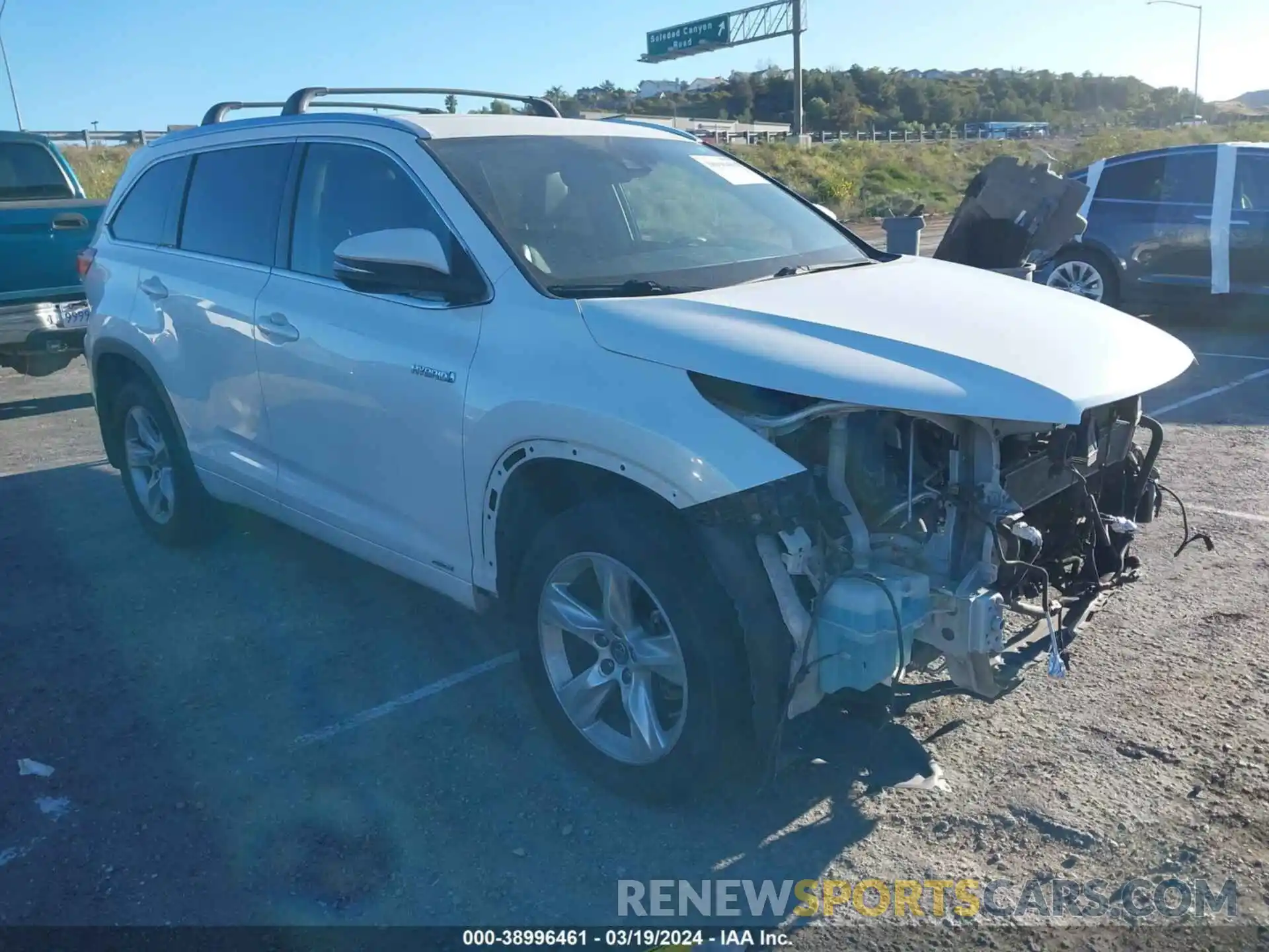 1 Photograph of a damaged car 5TDDGRFH0KS054896 TOYOTA HIGHLANDER HYBRID 2019