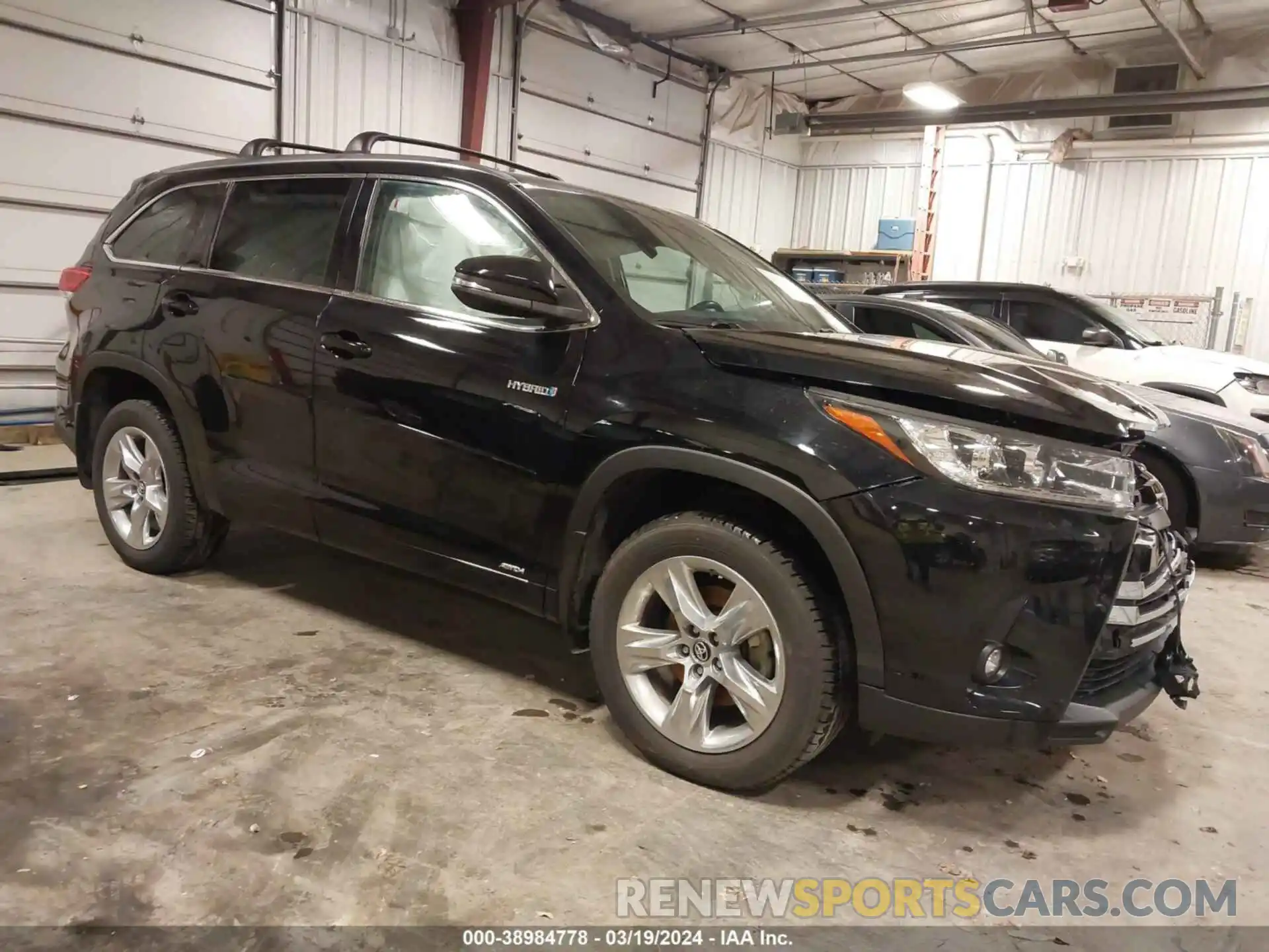 1 Photograph of a damaged car 5TDDGRFH5KS068129 TOYOTA HIGHLANDER HYBRID 2019