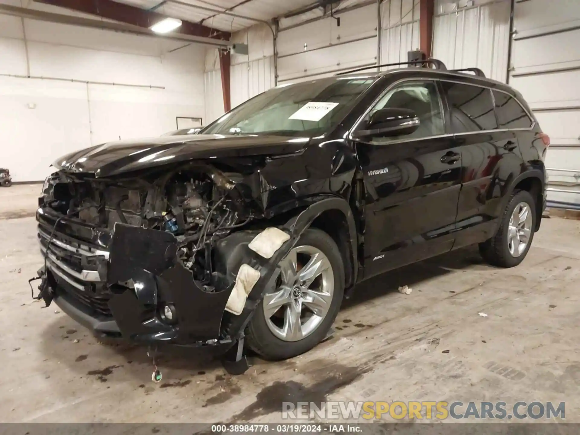 2 Photograph of a damaged car 5TDDGRFH5KS068129 TOYOTA HIGHLANDER HYBRID 2019