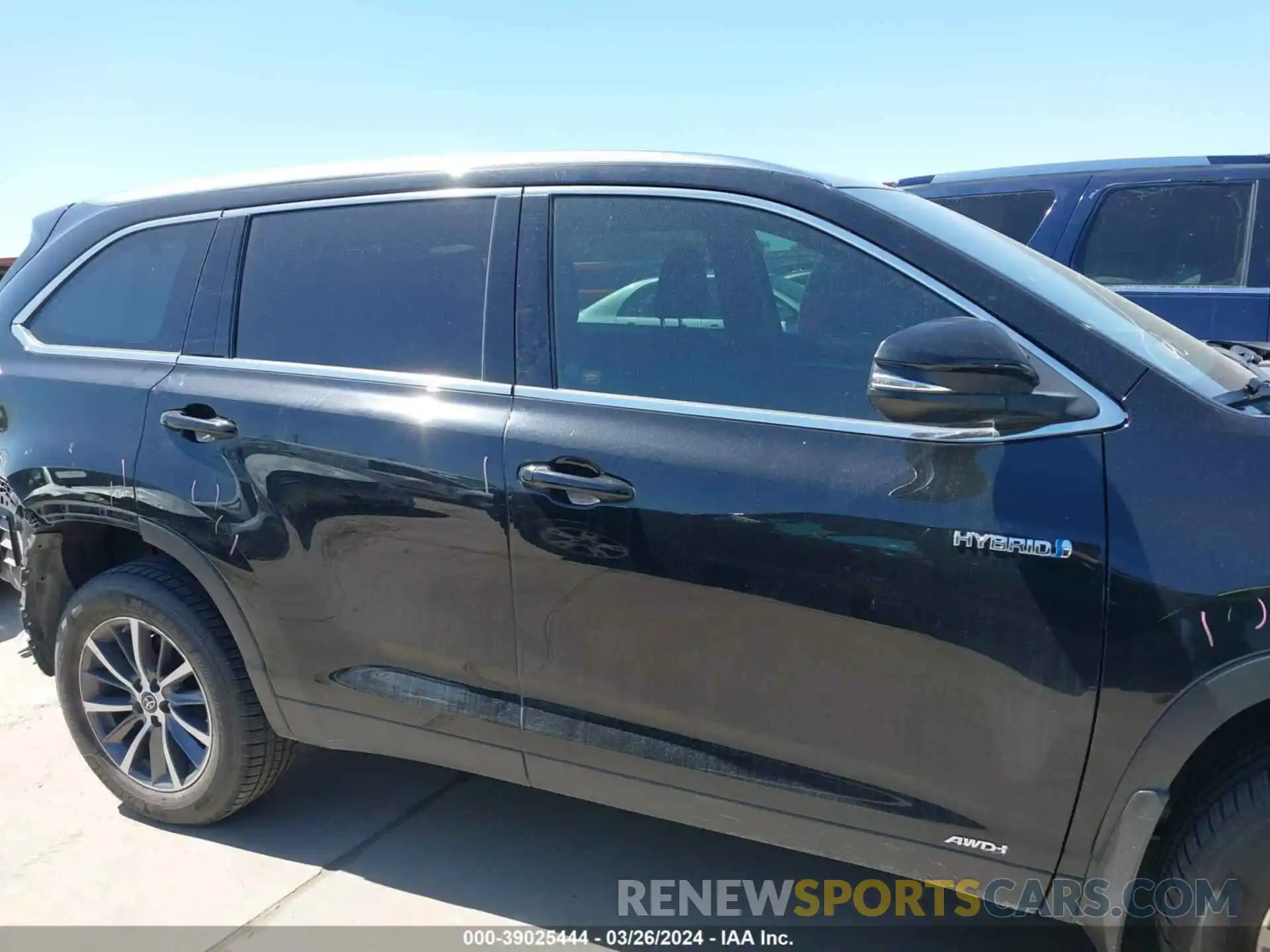 14 Photograph of a damaged car 5TDJGRFH0KS077968 TOYOTA HIGHLANDER HYBRID 2019